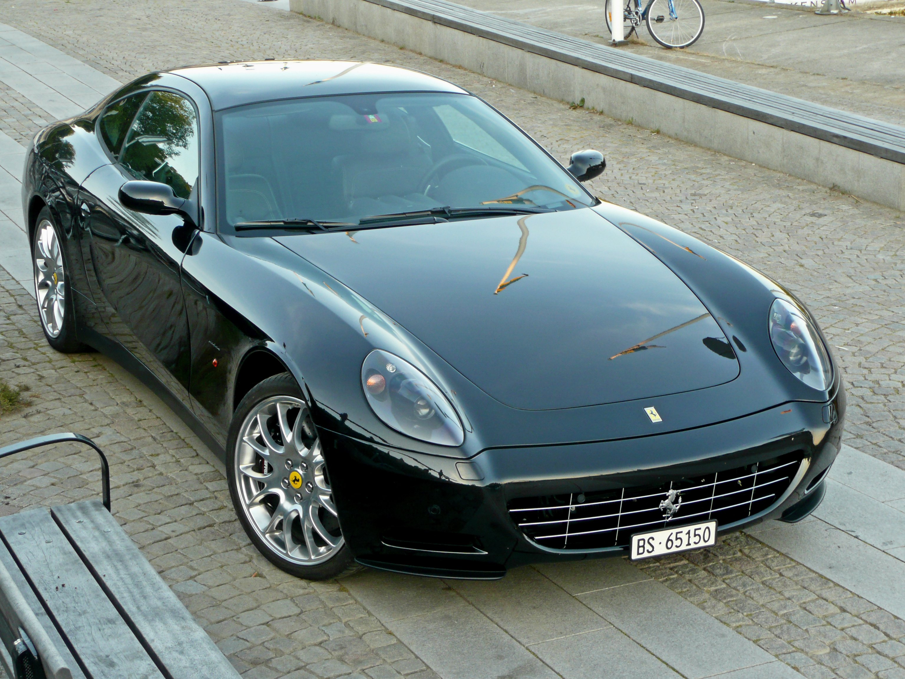 Ferrari 612 Scaglietti РіРѕР»СѓР±РѕР№