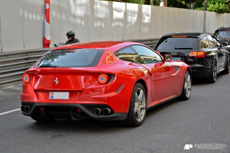 ferrari, Ferrari, Ff, Ff, 2 2, Coupe, Supercars, Cars, Italia, Red, Rouge, Rosso HD Wallpaper Desktop Background