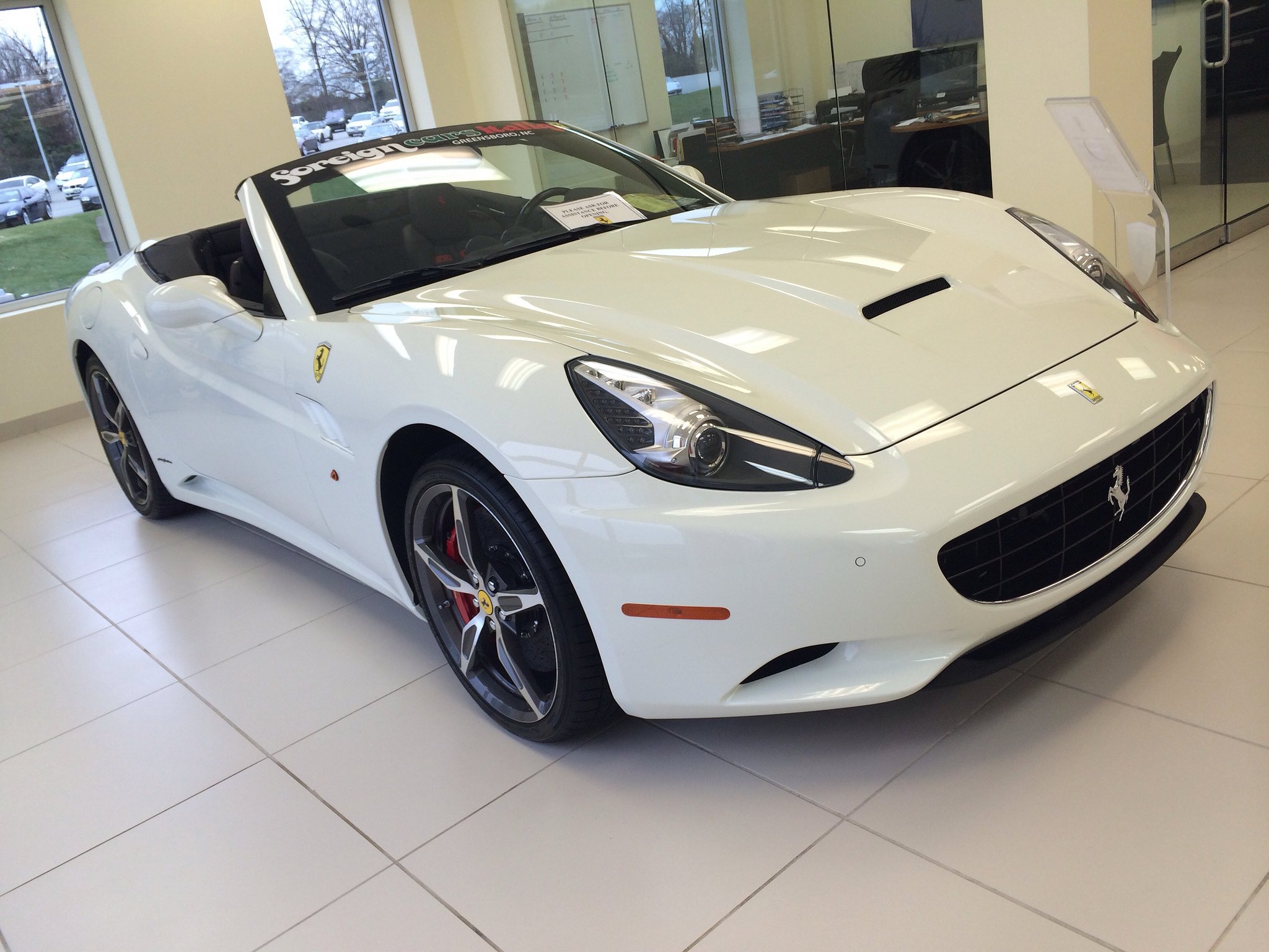 ferrari, California, Convertible, Supercars, Cars, Cabriolet, Italia, Blanc, White Wallpaper