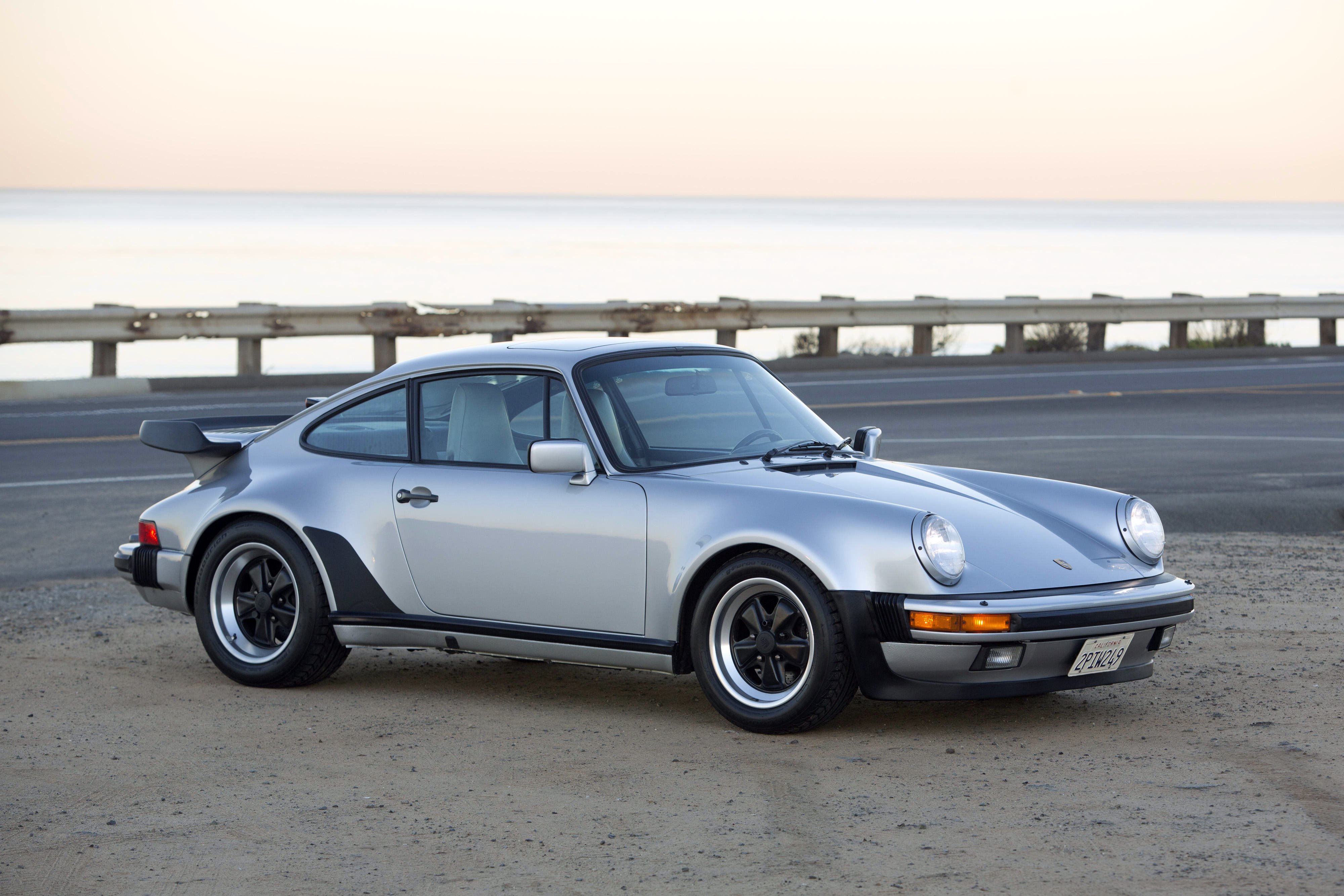 Porsche 1987 911 Turbo Coupe