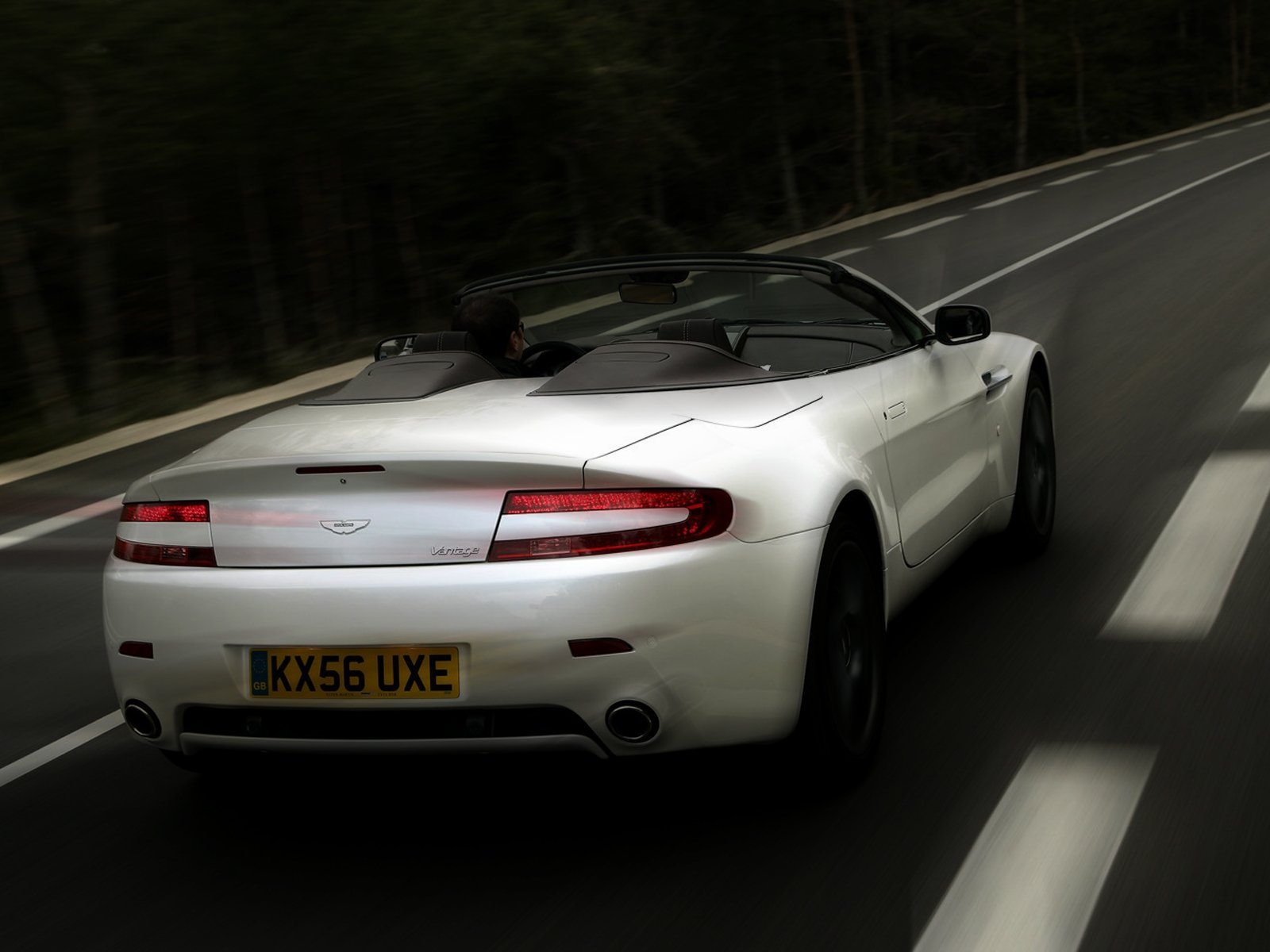 aston, Martin, V8, Vantage Wallpaper