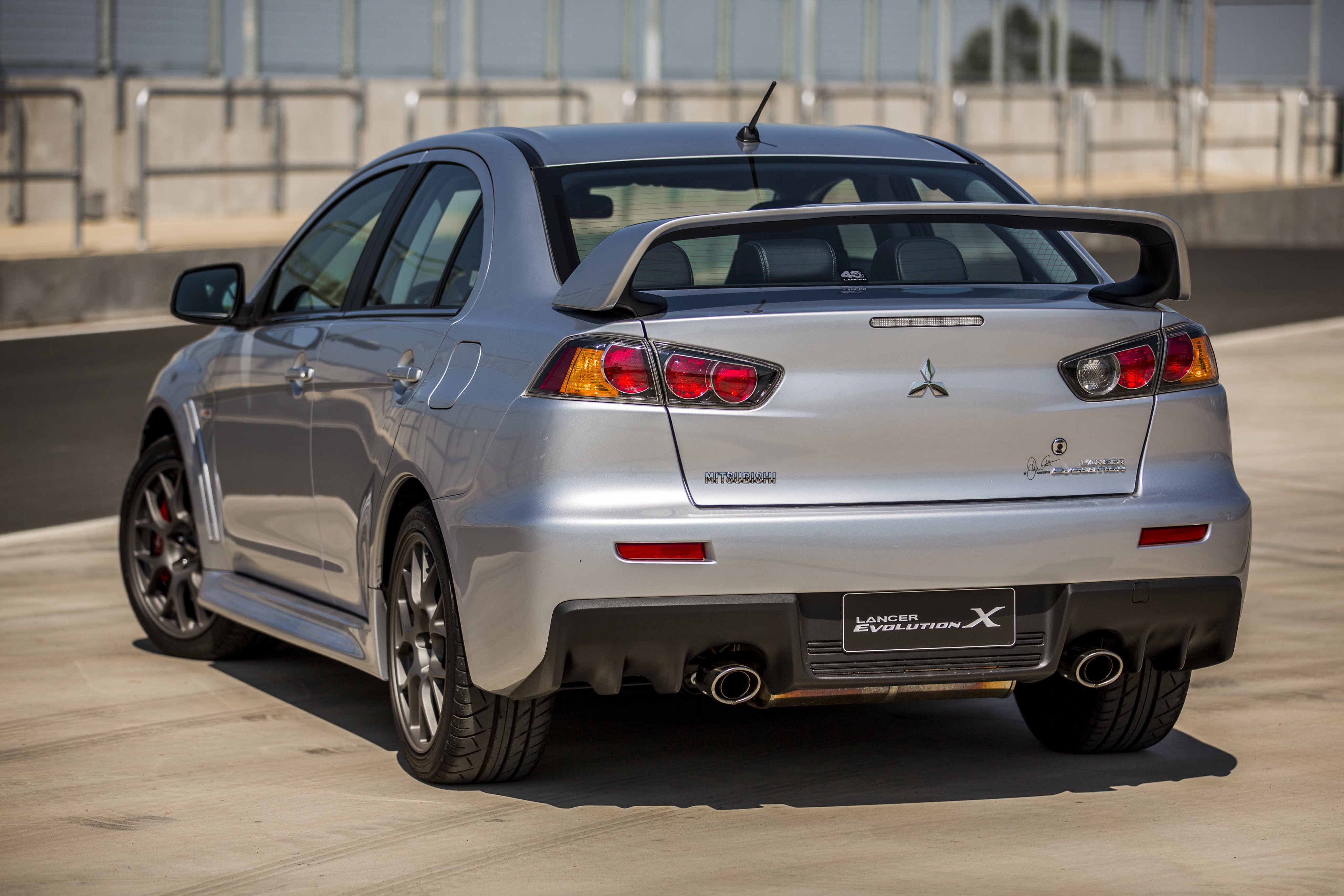 Mitsubishi lancer x 2014