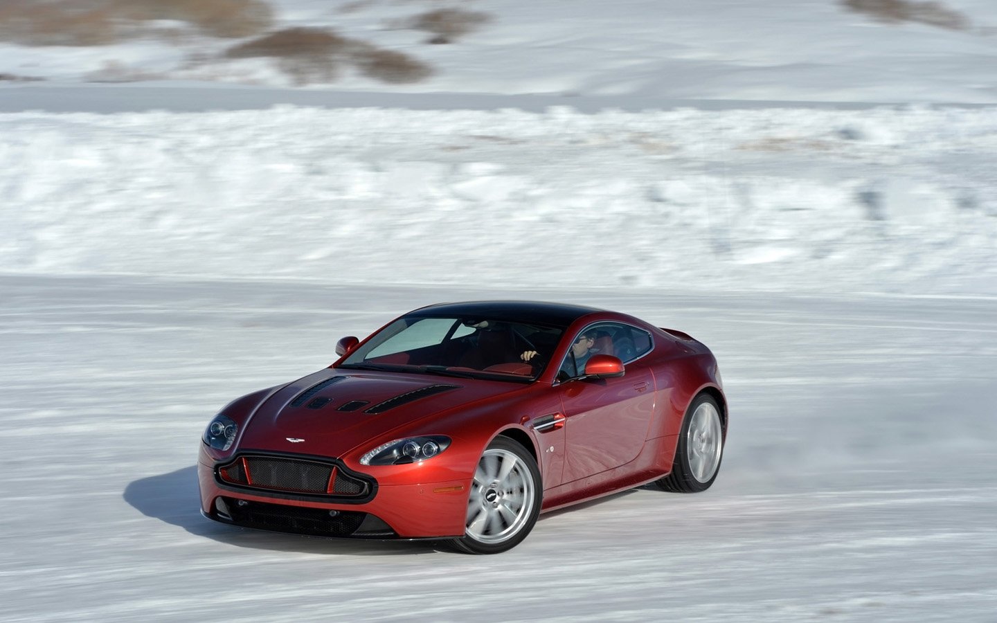 2014, Aston, Martin, Ice, Cars, Coupe, V12, Vantage Wallpaper