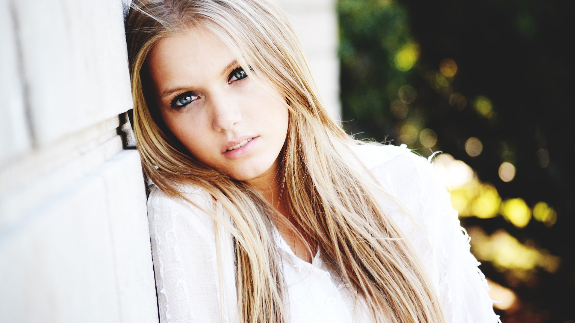 blondes, Face, Eyes, Mood, Smile, Models, Women, Females, Girls, Babes Wallpaper