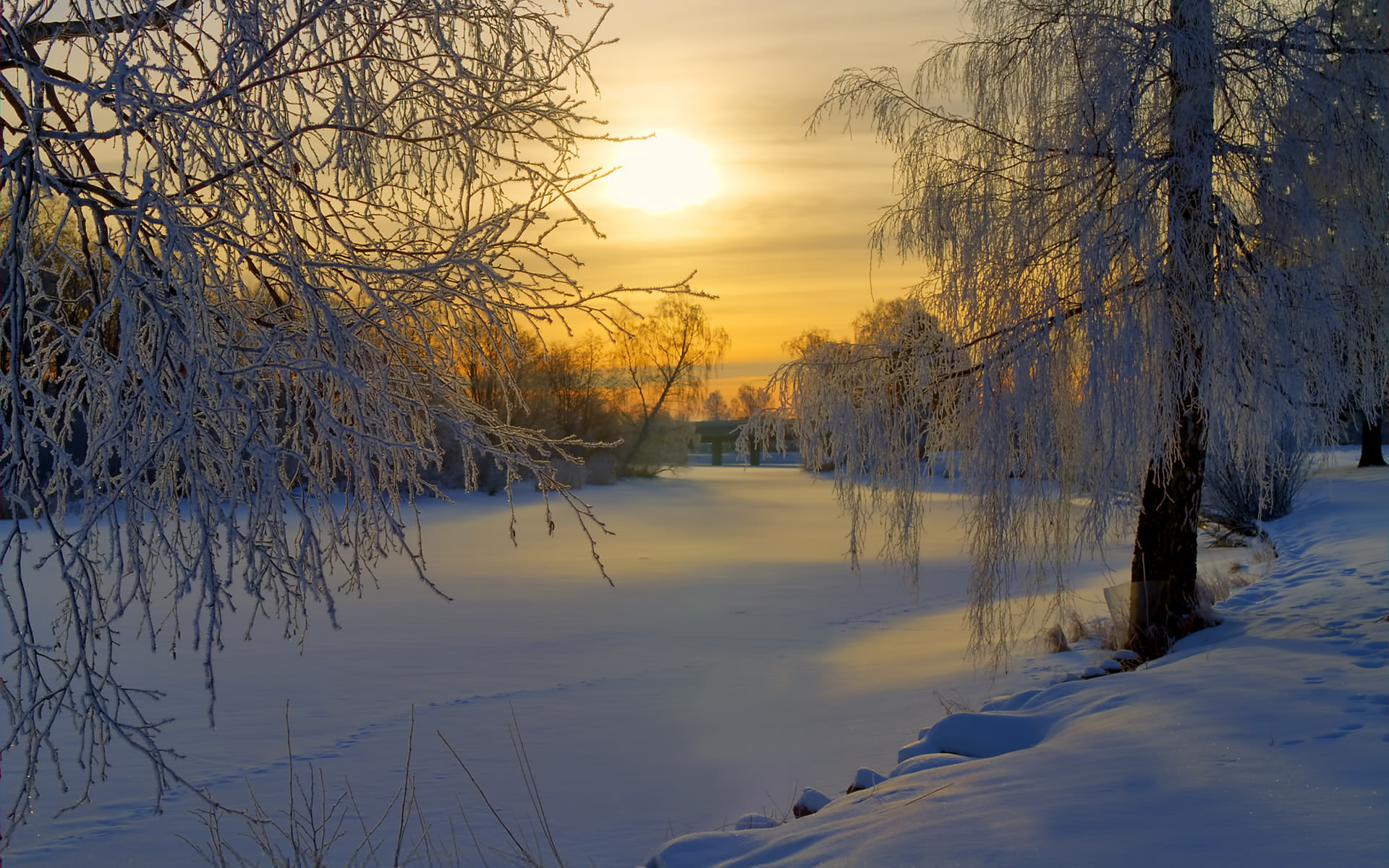 sweden, Winter, Snow, Frost, Forest, Trees, Meadow, Morning, Sun, Sunrise, Rivers, Lakes, Sky, Clouds Wallpaper