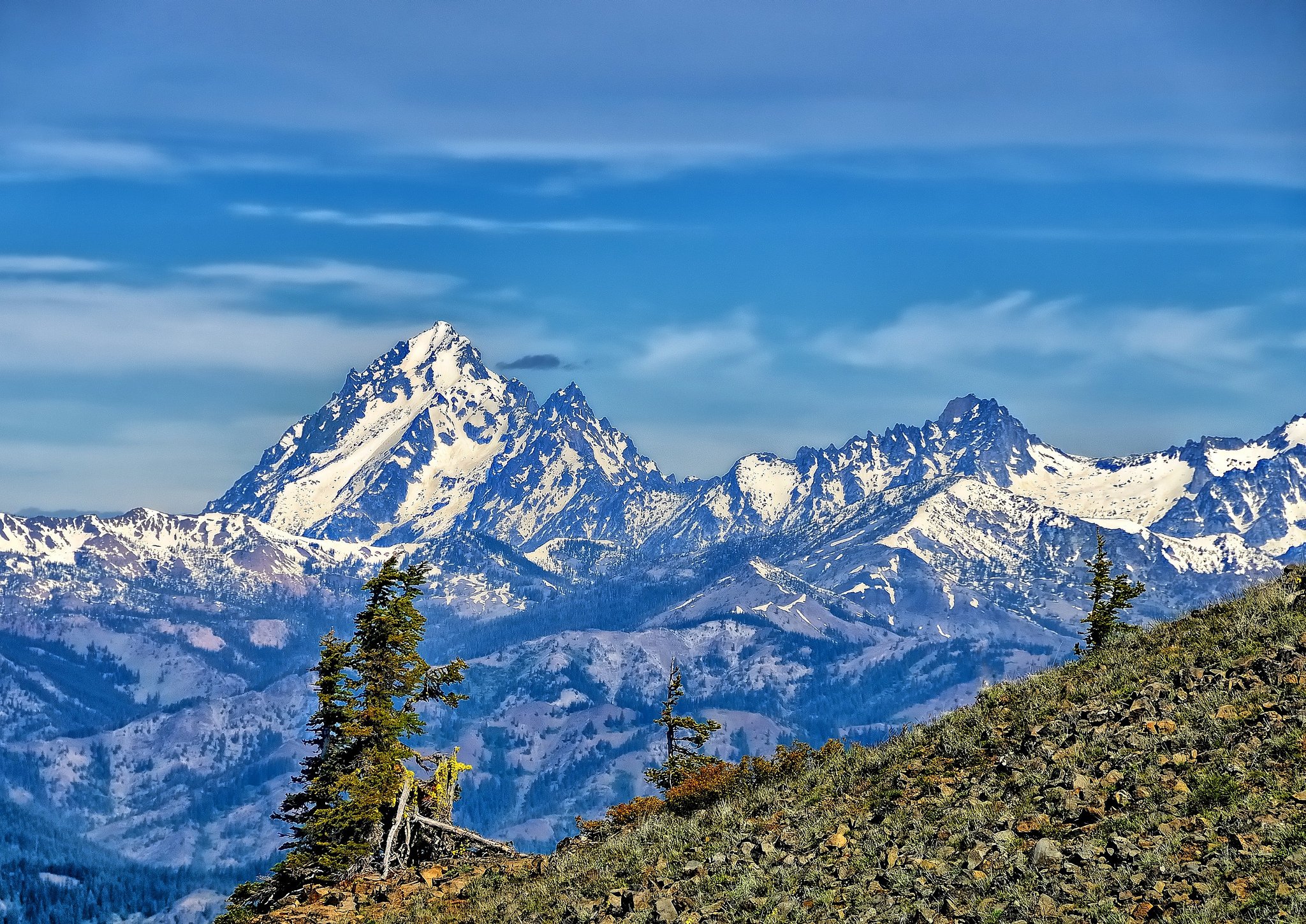 mount, Stuart, Washington, Mountains, Slope, Trees, Peaks Wallpaper