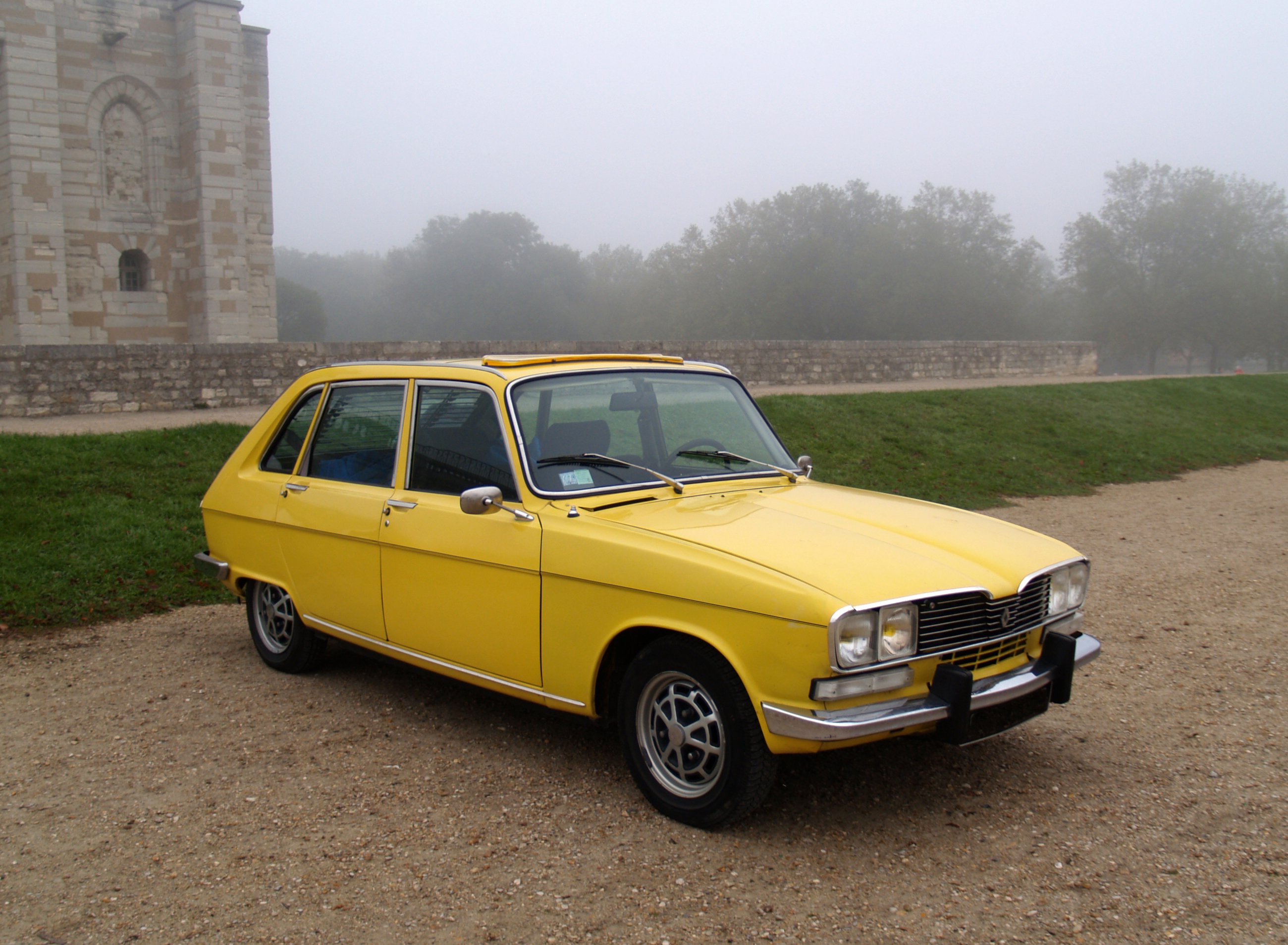 cars, 16, French, Renault, Classic Wallpaper