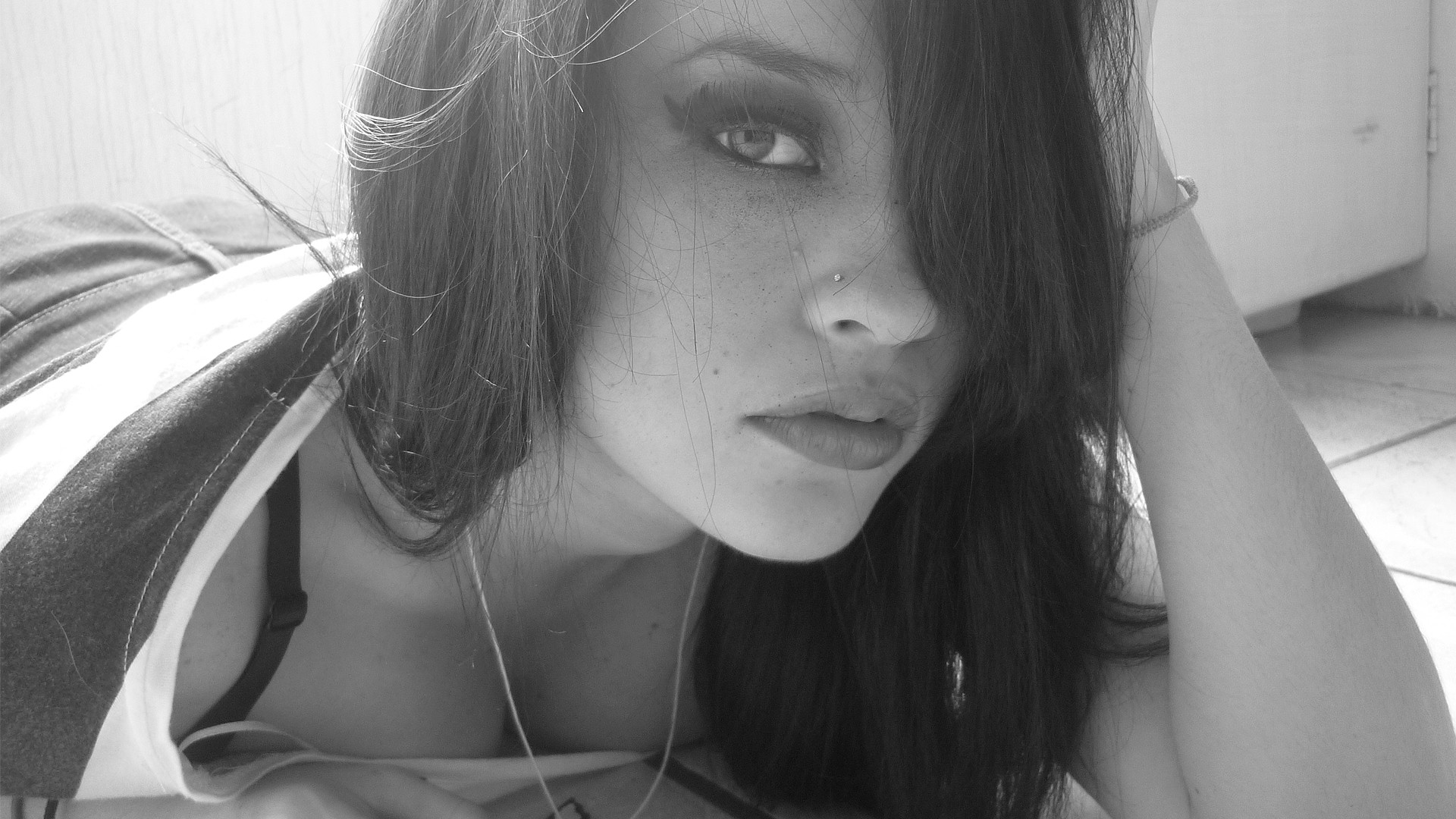 women, Close up, Models, Black, White, Females, Girls, Face, Eyes, Brunettes Wallpaper