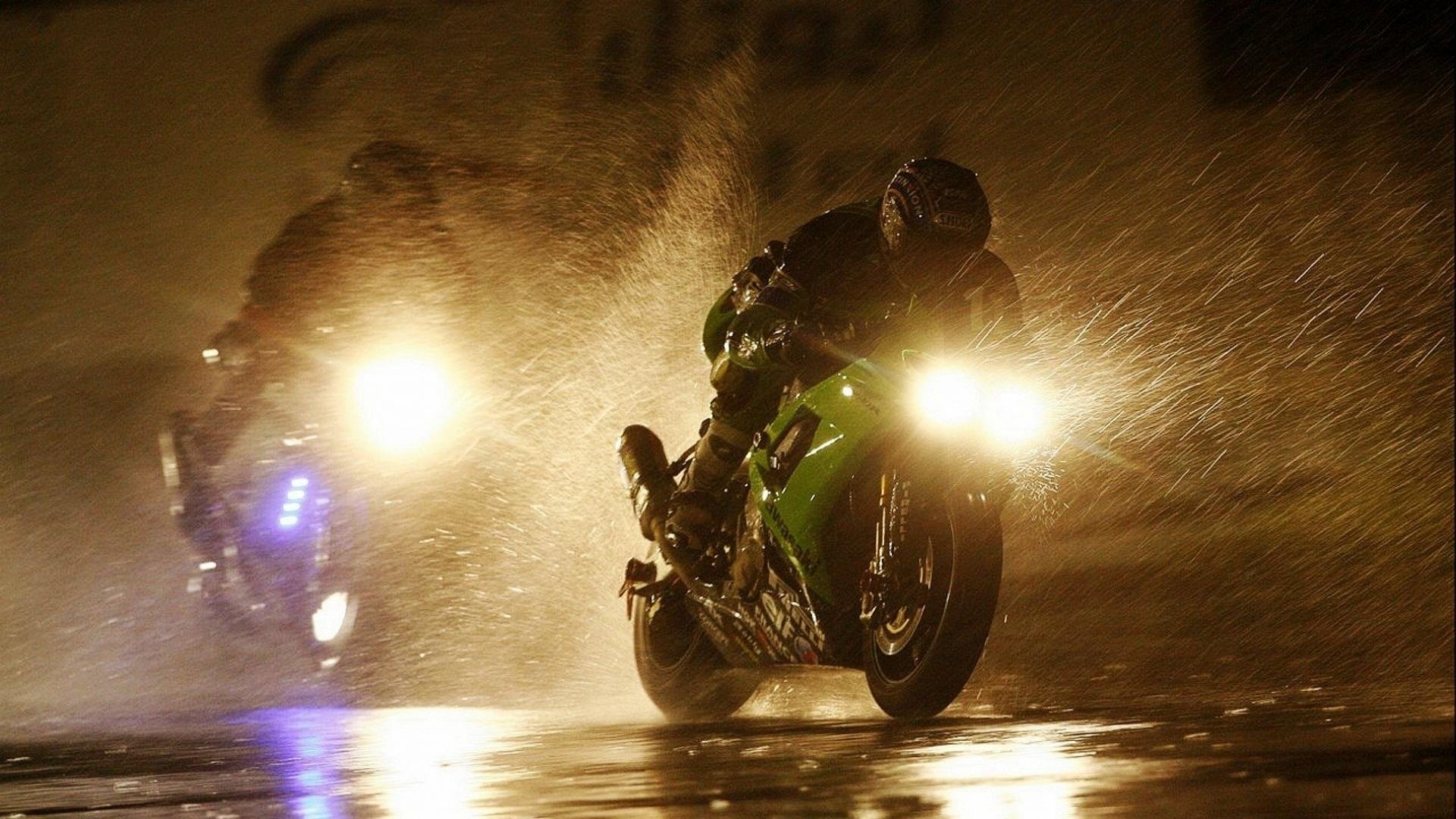 motorcycle, Race, In, The, Rain, Bike, Wallpaper, Hd Wallpaper