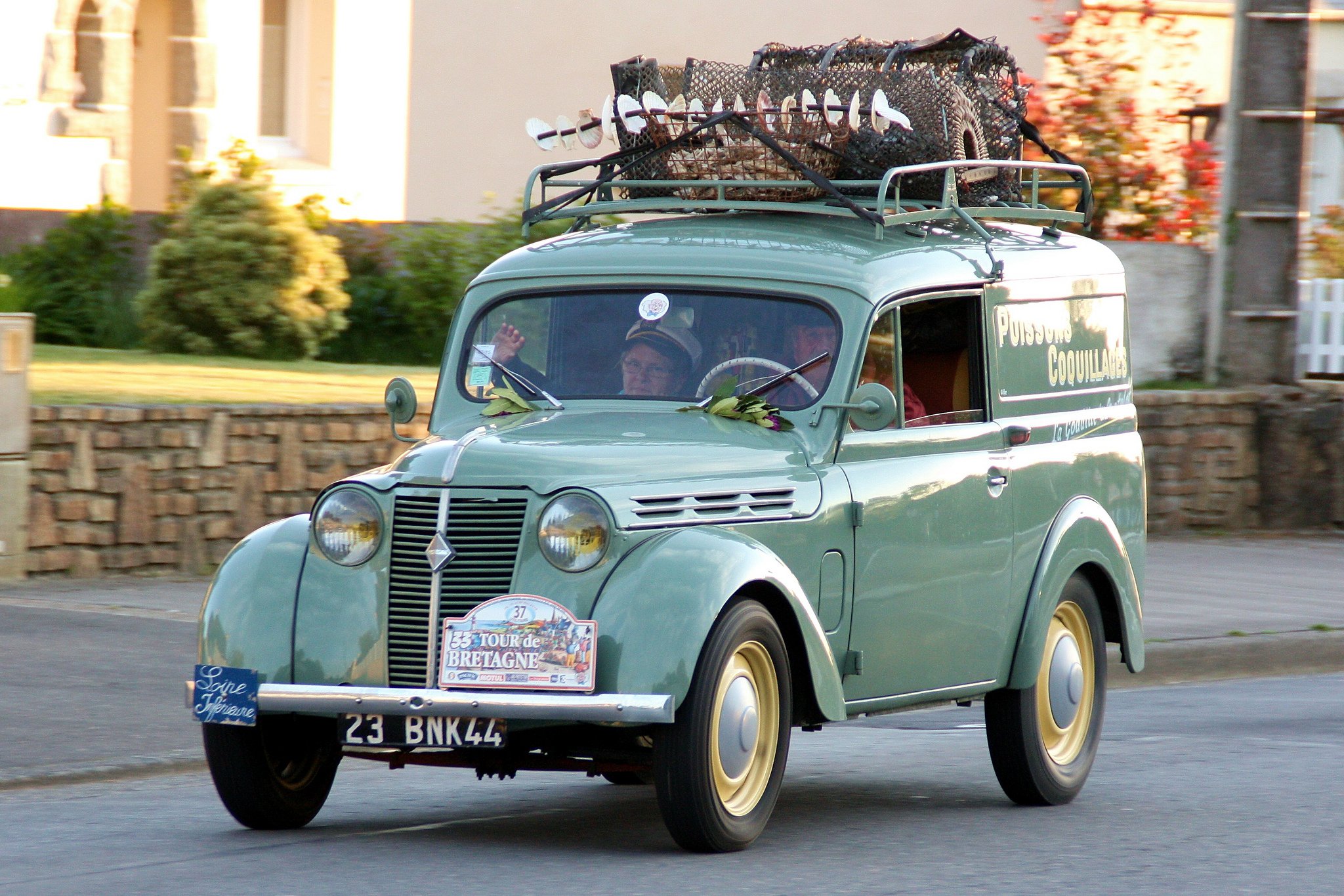 renault, Juvaquatre, Cars, Classic, Cars, French, Van, Delivery Wallpaper