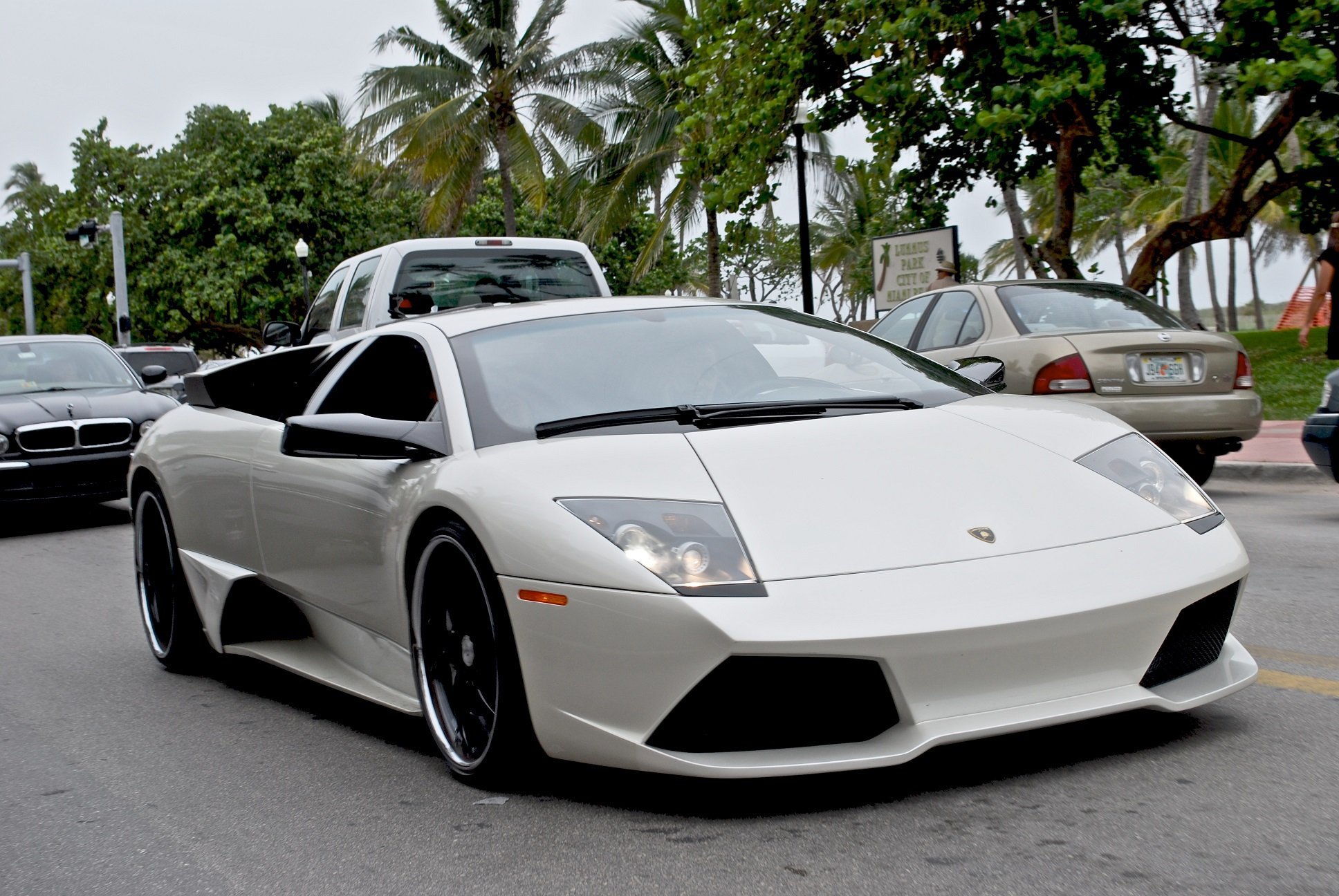 lamborghini, Murcielago, Cars, Coupe, Supercars, Italy, Blanc, White Wallpaper