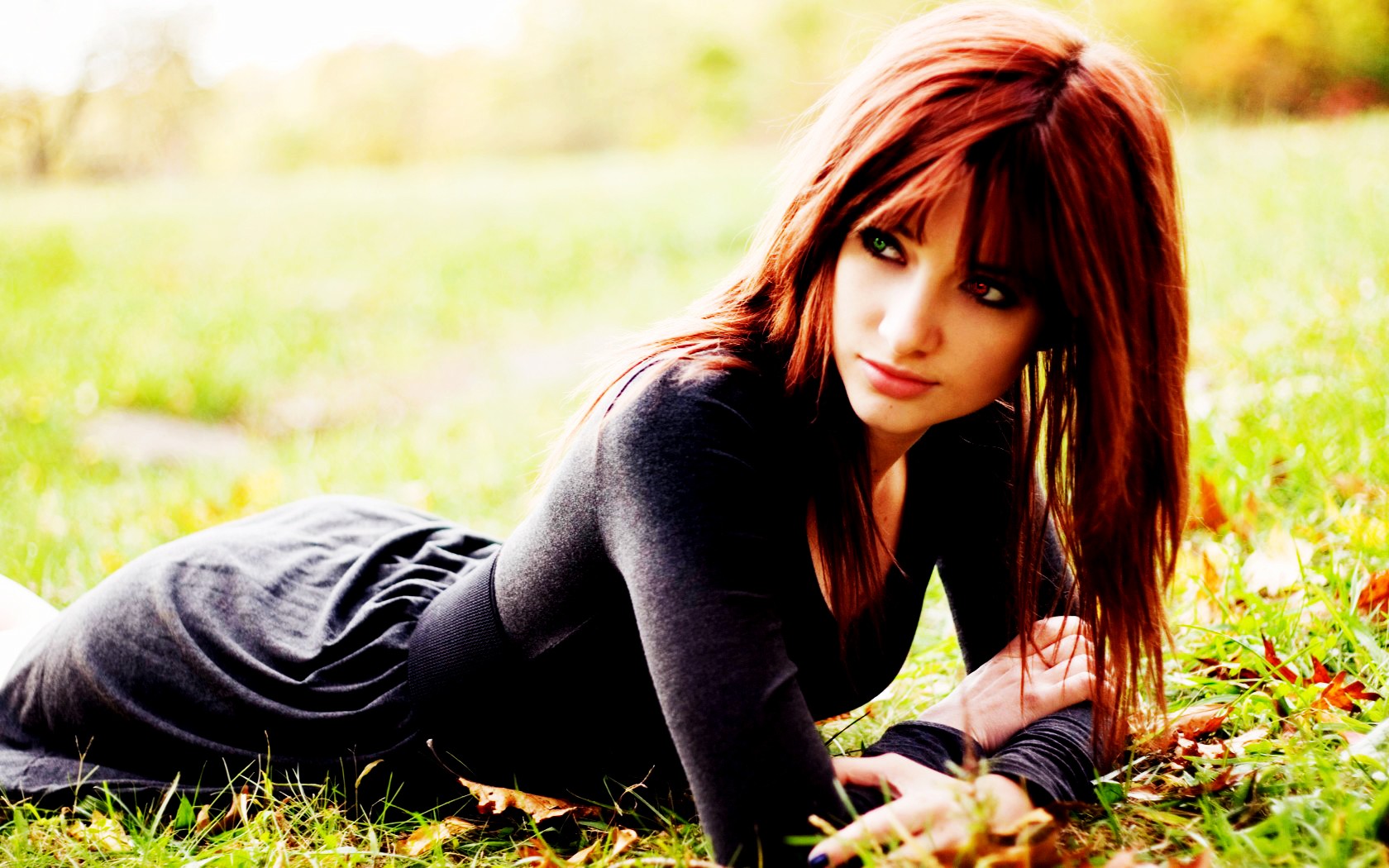 women, Autumn,  season , Susan, Coffey, Redheads Wallpaper