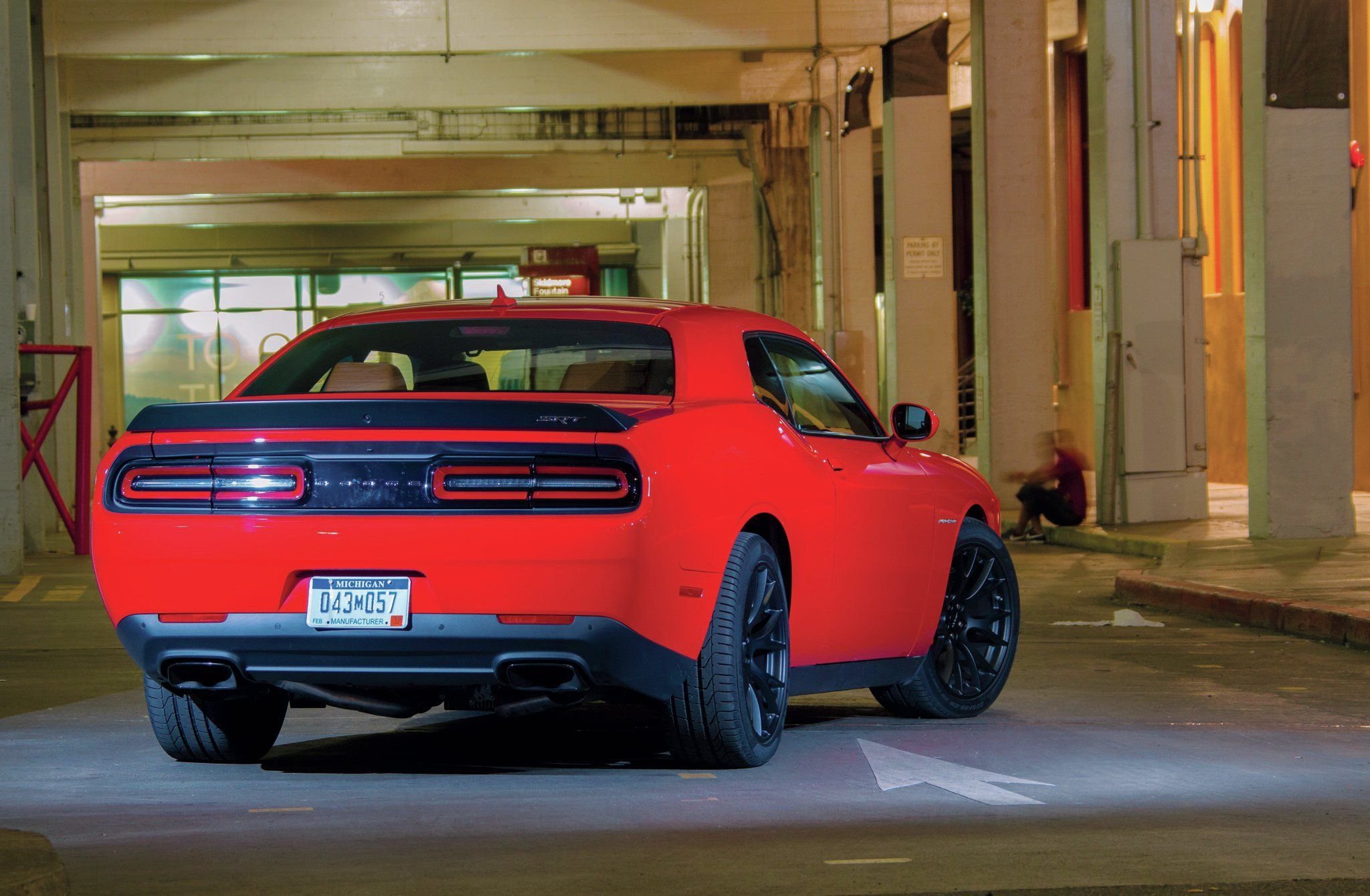 Dodge 2022 Challenger зад