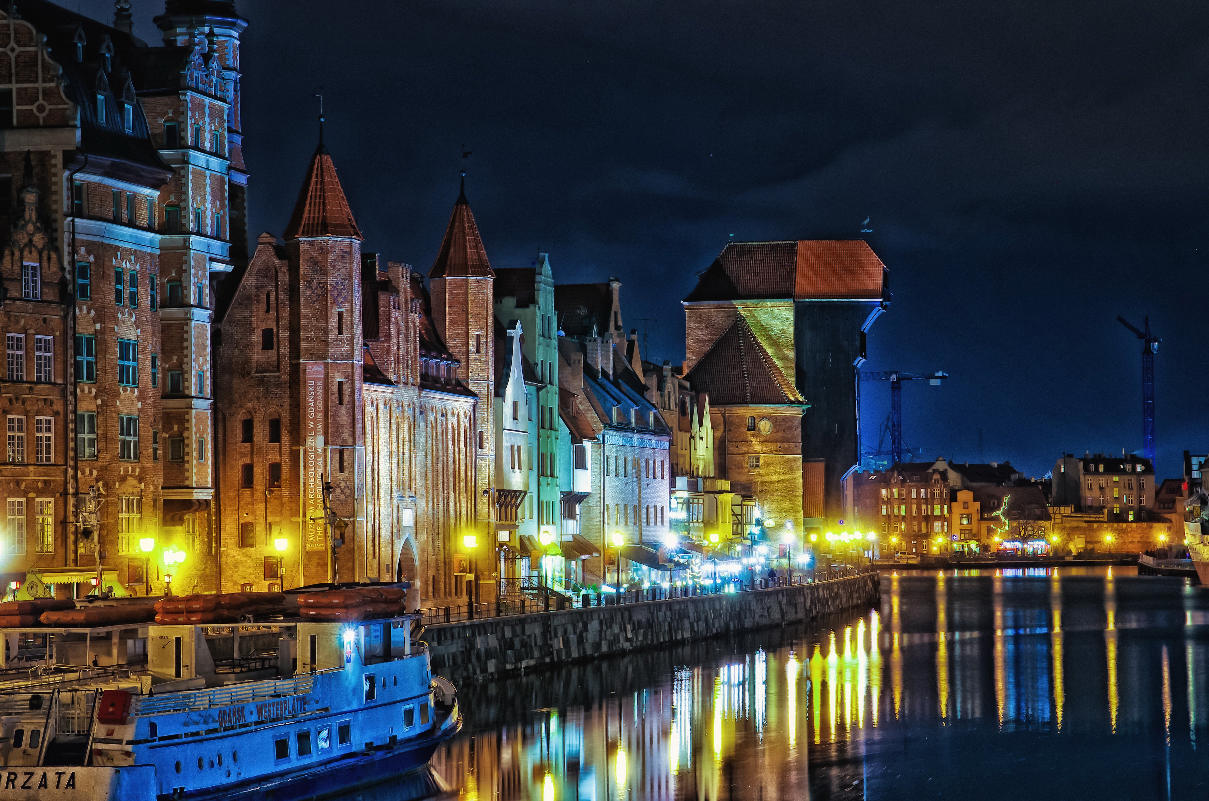 poland, Houses, Rivers, Gdansk, Night, Street, Lights, Citie Wallpaper