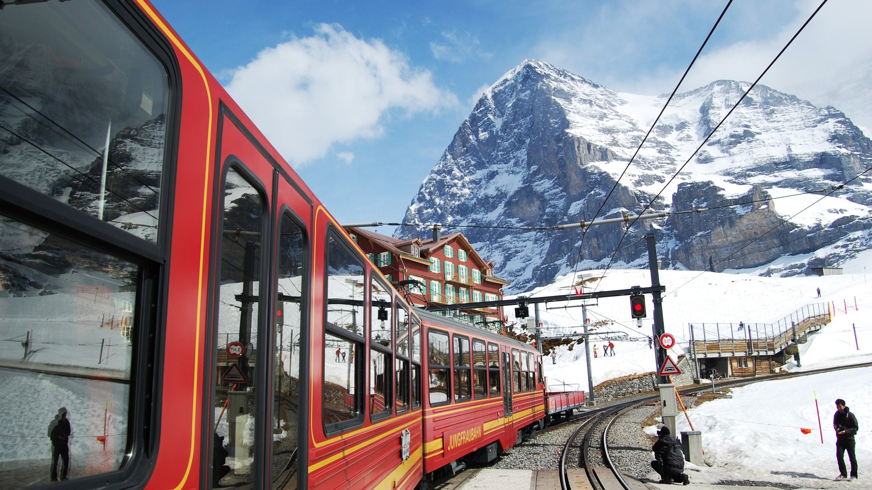 jungfraubahn, At, Kleine, Sheidegg, Switzerland, By, North, Face, Of, Eiger Wallpaper