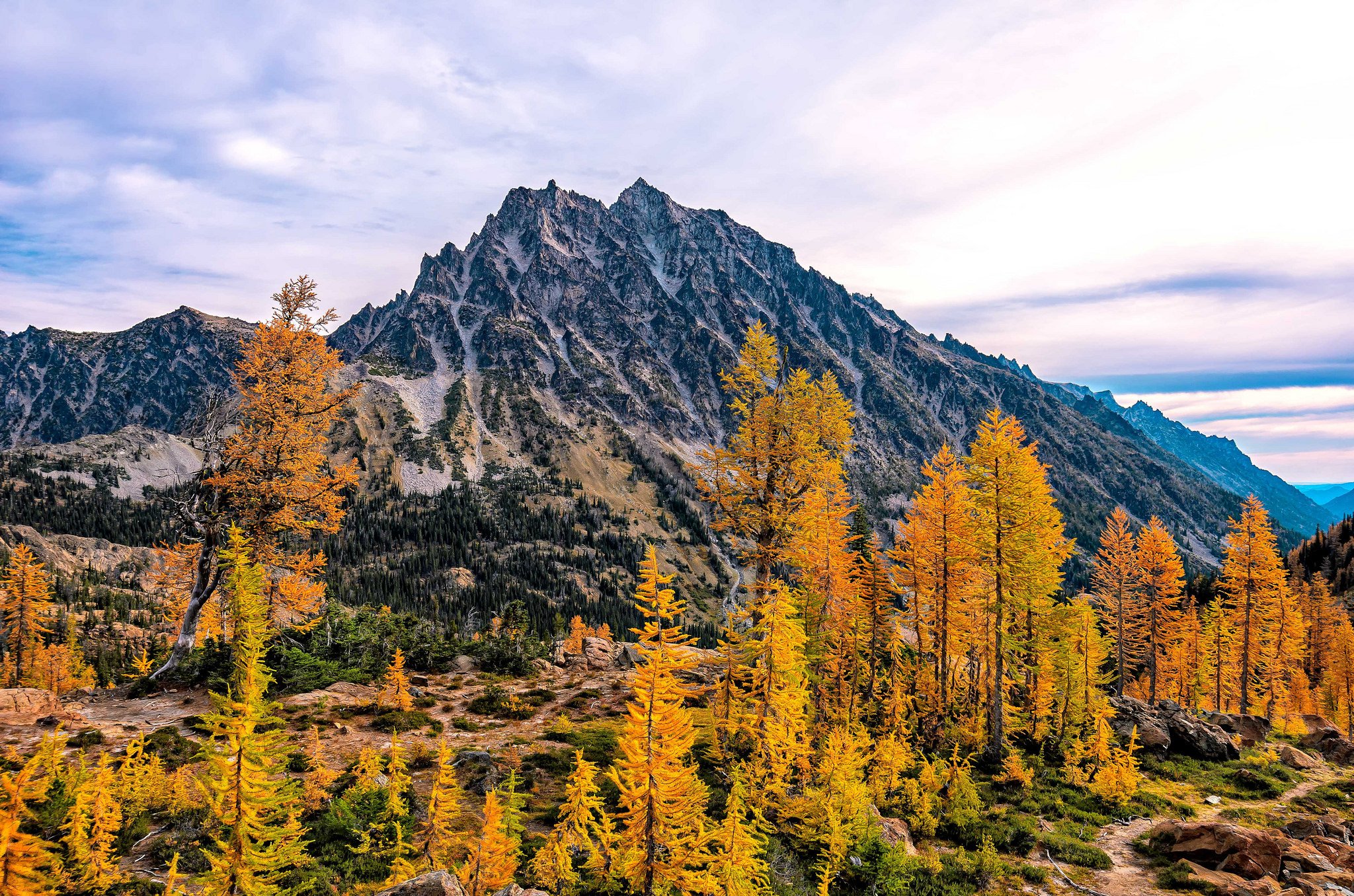 mountains, Trees, Mount, Stuart, Washington, Autumn Wallpaper