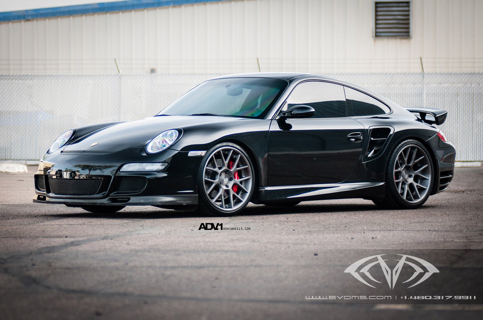 Porsche 911 Black Tuning