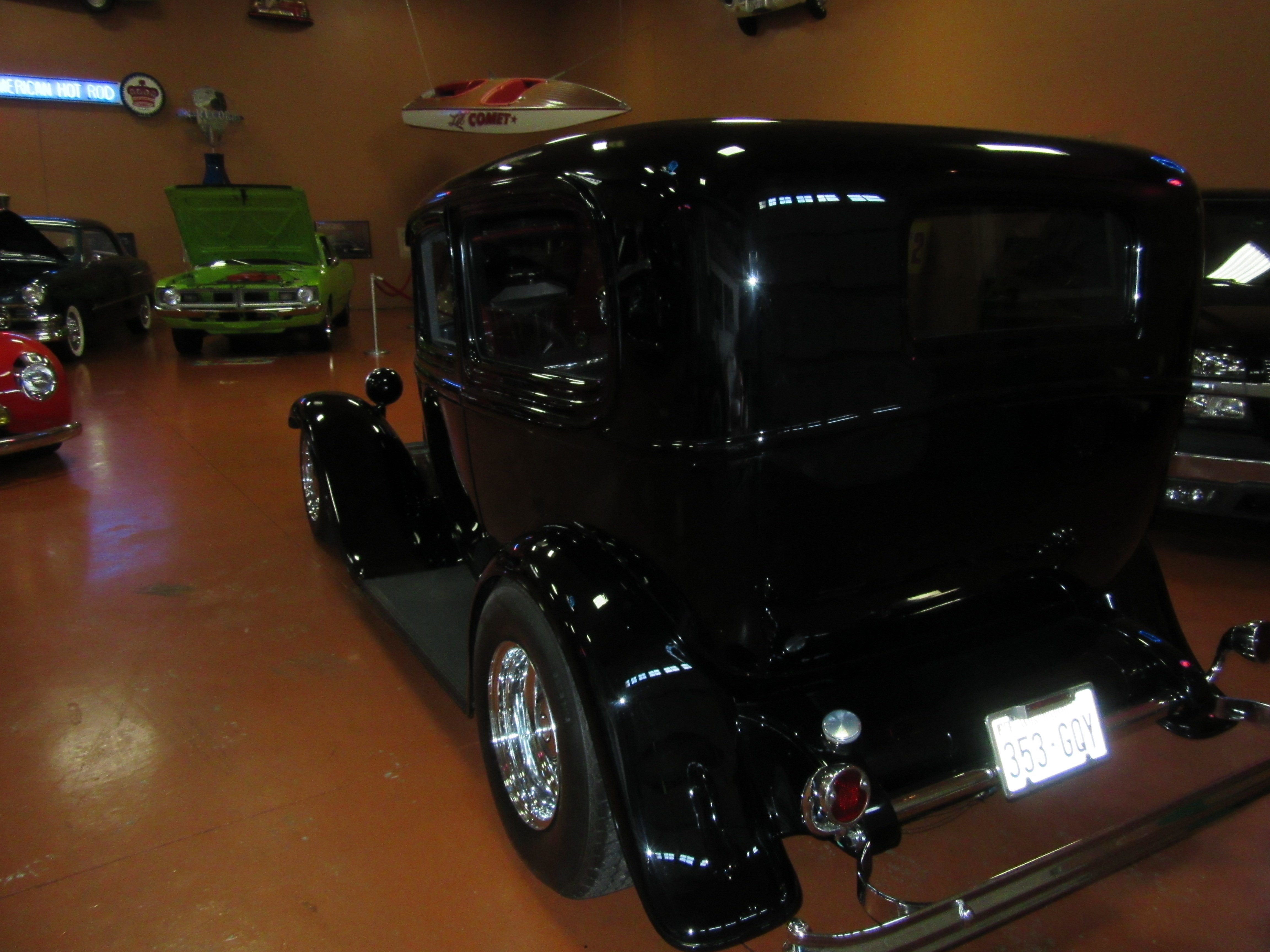 1932, Ford, 2door, Sedan, 350ci, Retro, Vintage, Hot, Rod, Rods Wallpaper