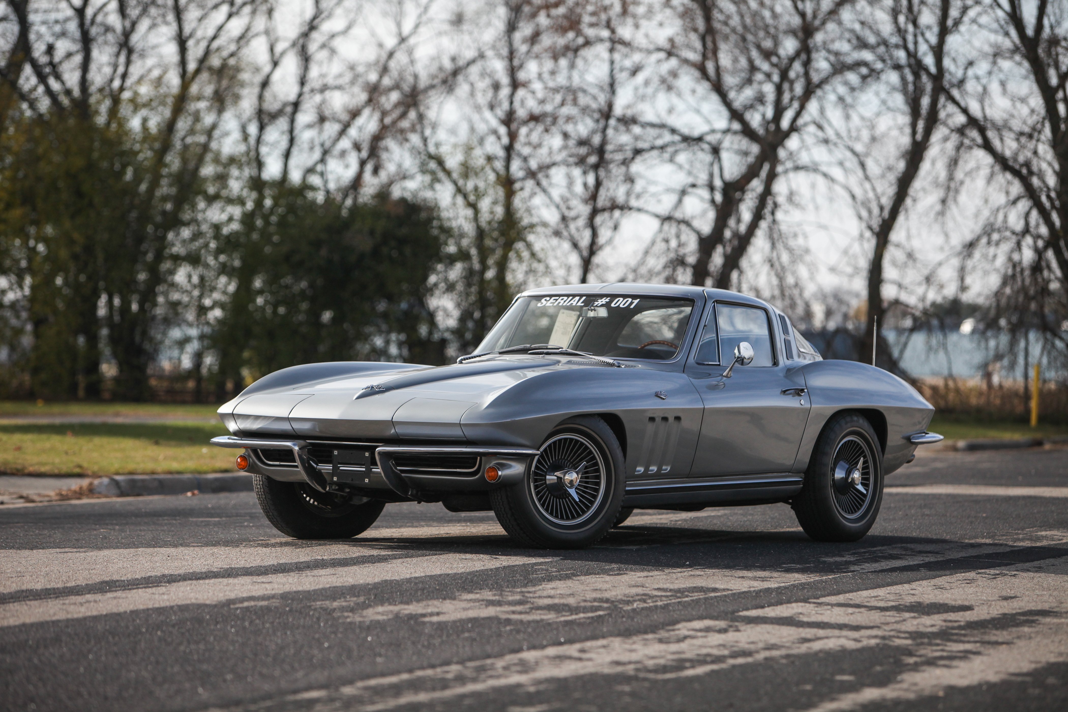 Chevrolet Corvette c2 1965