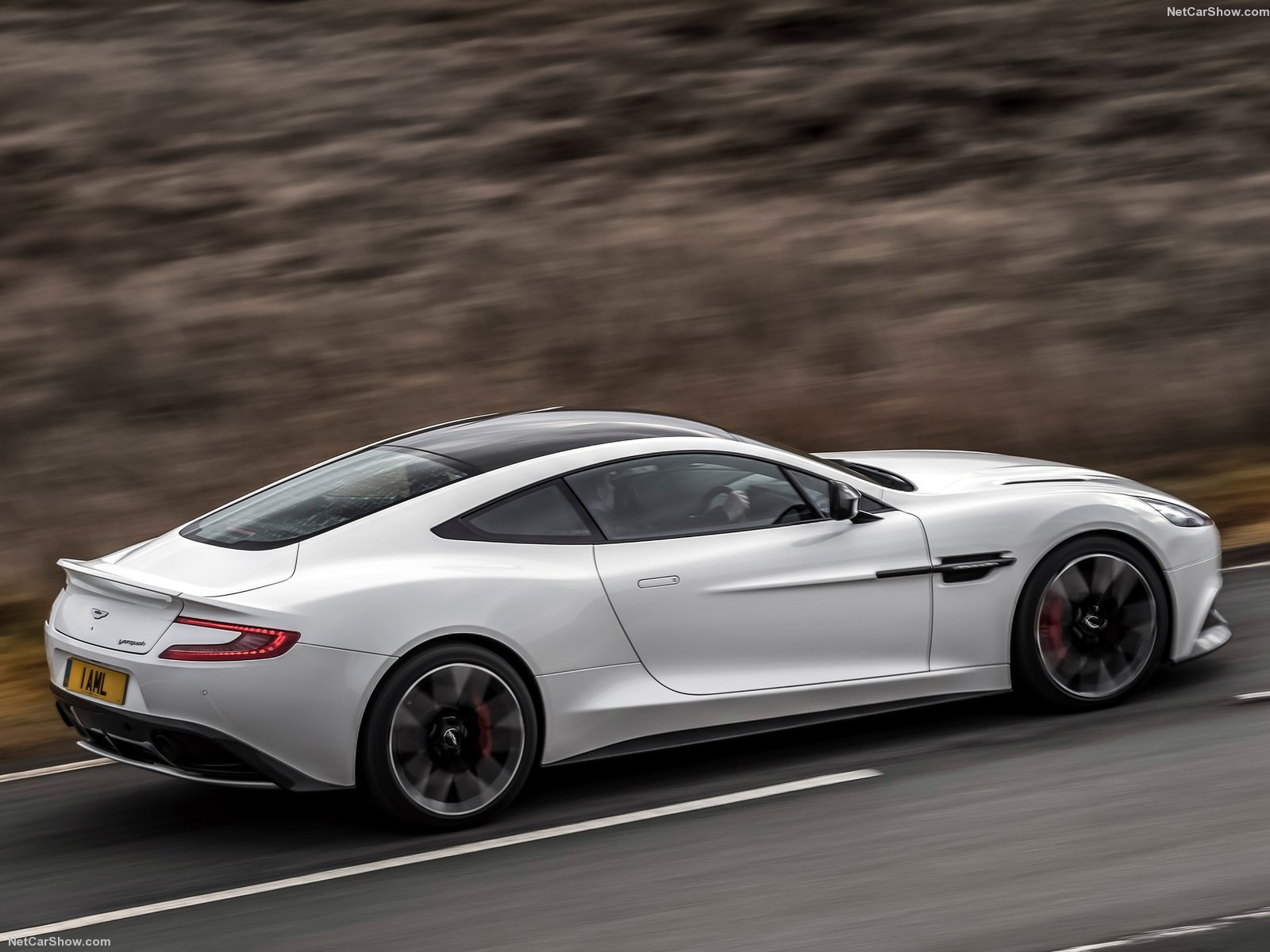 aston, Martin, Vanquish, Carbon, White, Cars, Supercars, 2015 Wallpaper
