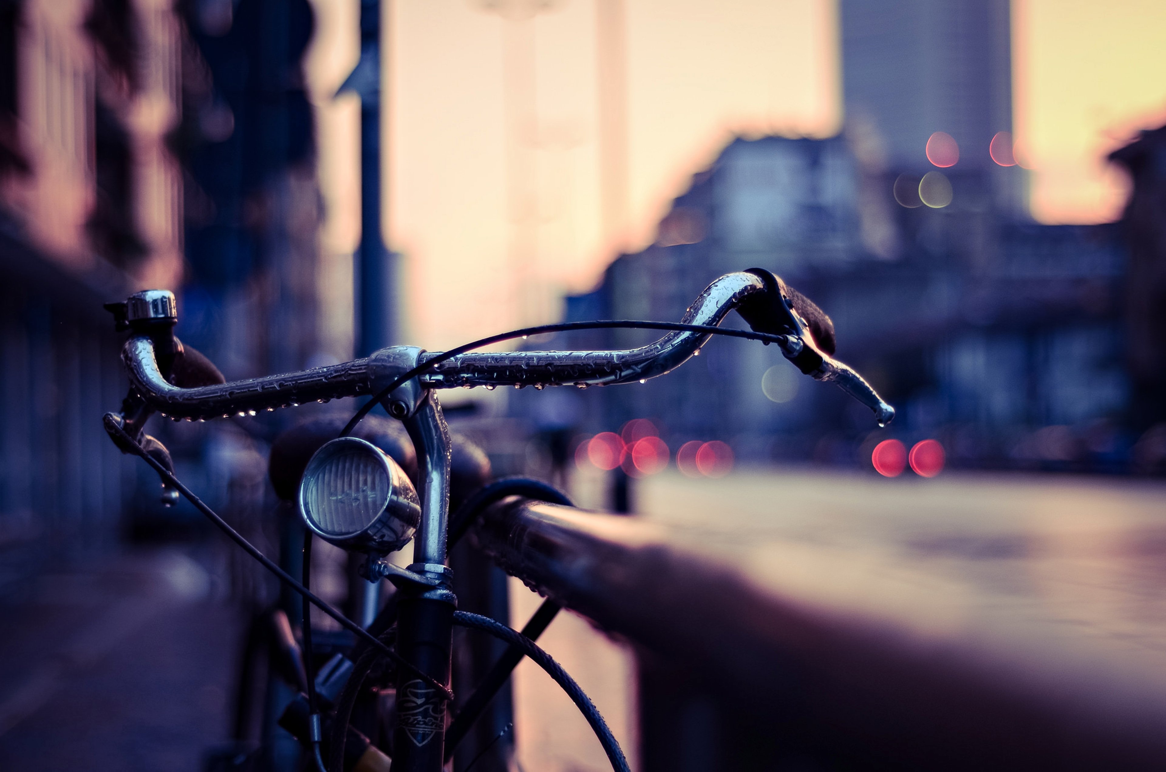 bike, Drops, Evening, Lights, Railings, City, Emotions, Classic Wallpaper