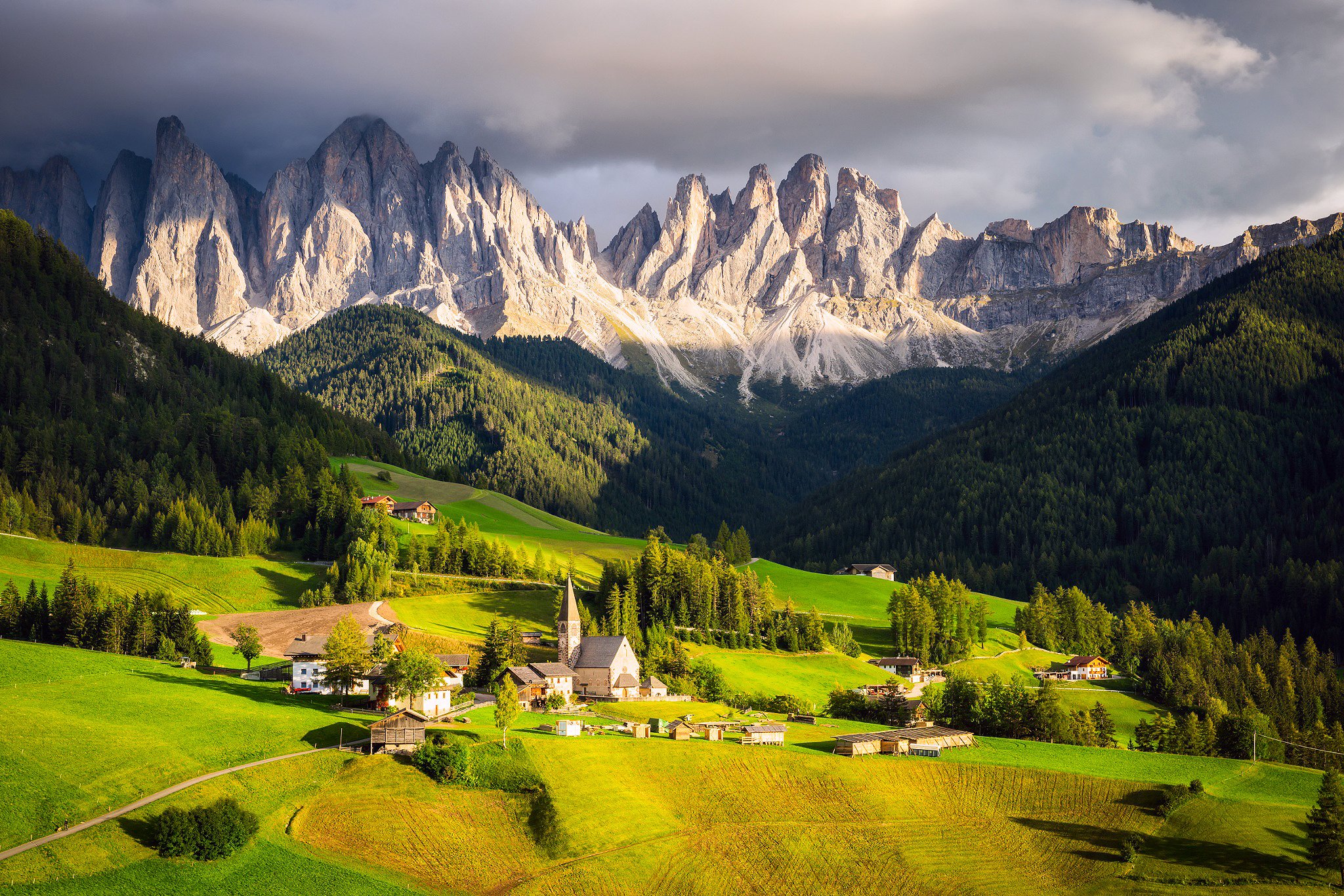 alps, Italy, Mountains, Sky, Clouds Wallpaper