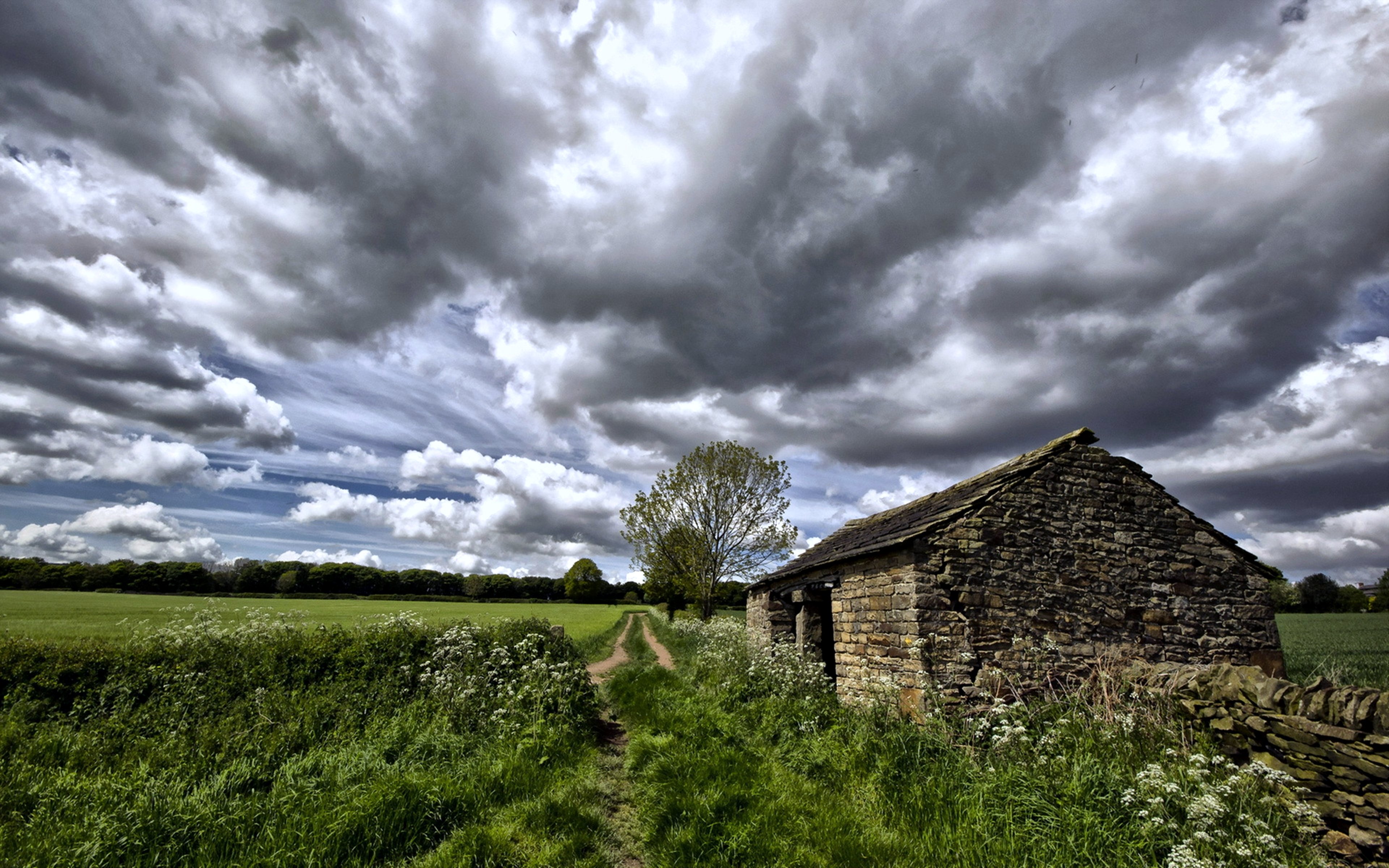 house, Stones, Clouds, Sky, Grass, Green, Countryside, Spring, Fields