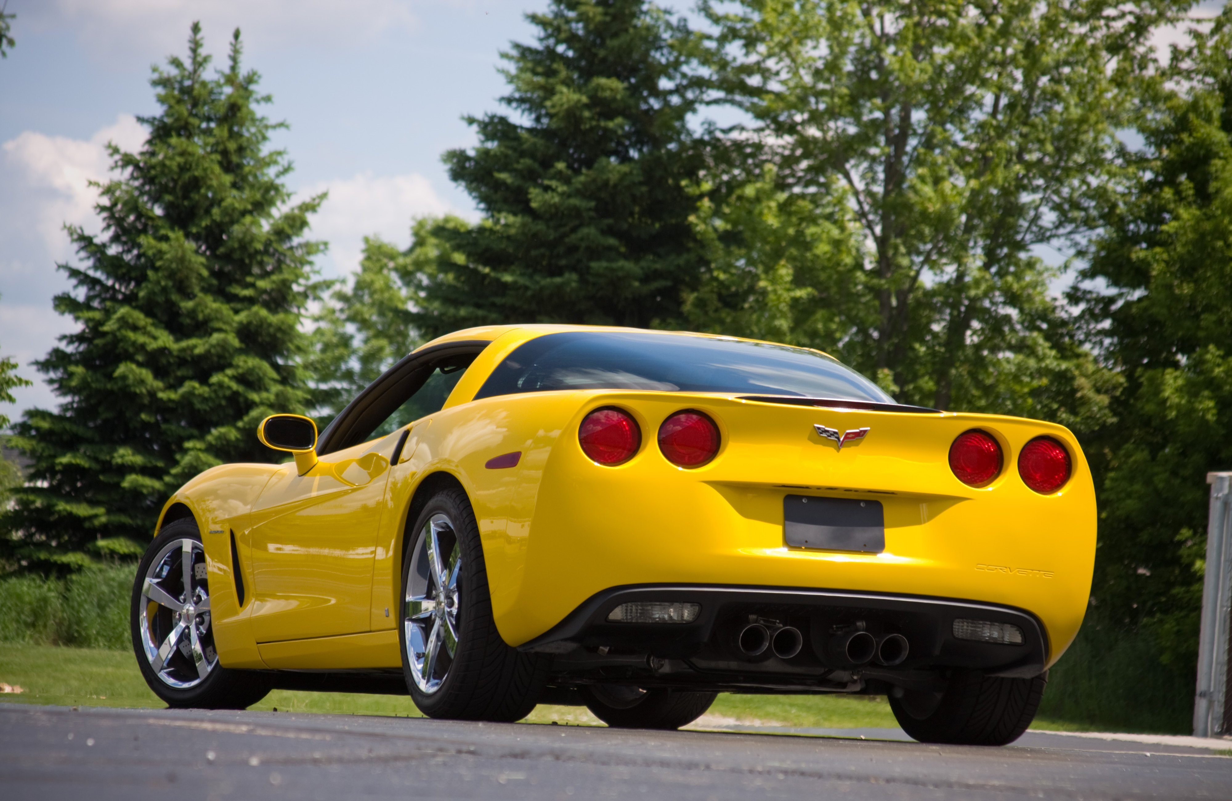 Corvette z06 Р¶РµР»С‚С‹Р№