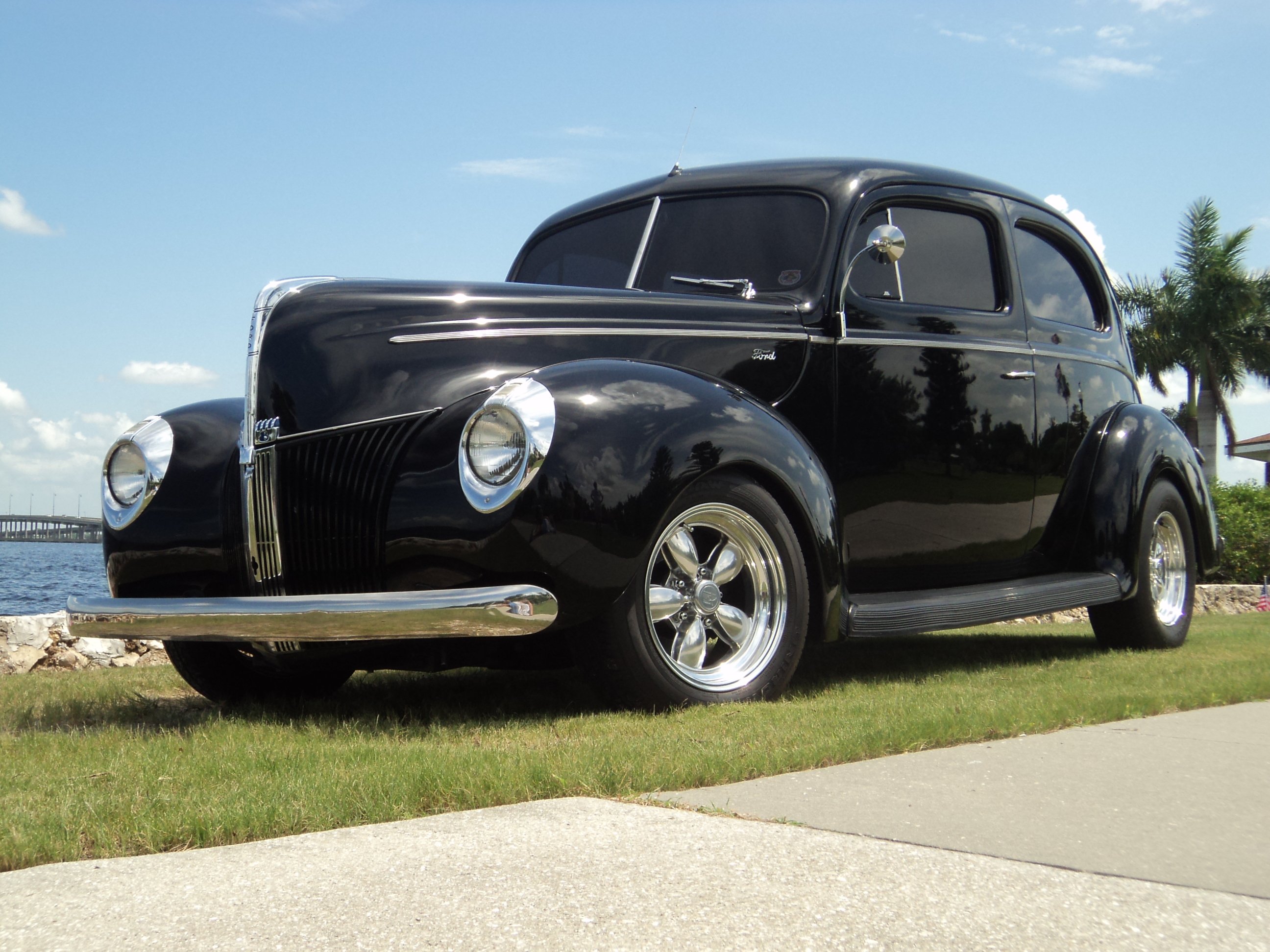 1940, Ford, Tudor, Deluxe, Sedan, Two, Door, Black, Hotrod, Streetrod, Hot, Rod, Street, Usa, 2592x1944 02 Wallpaper