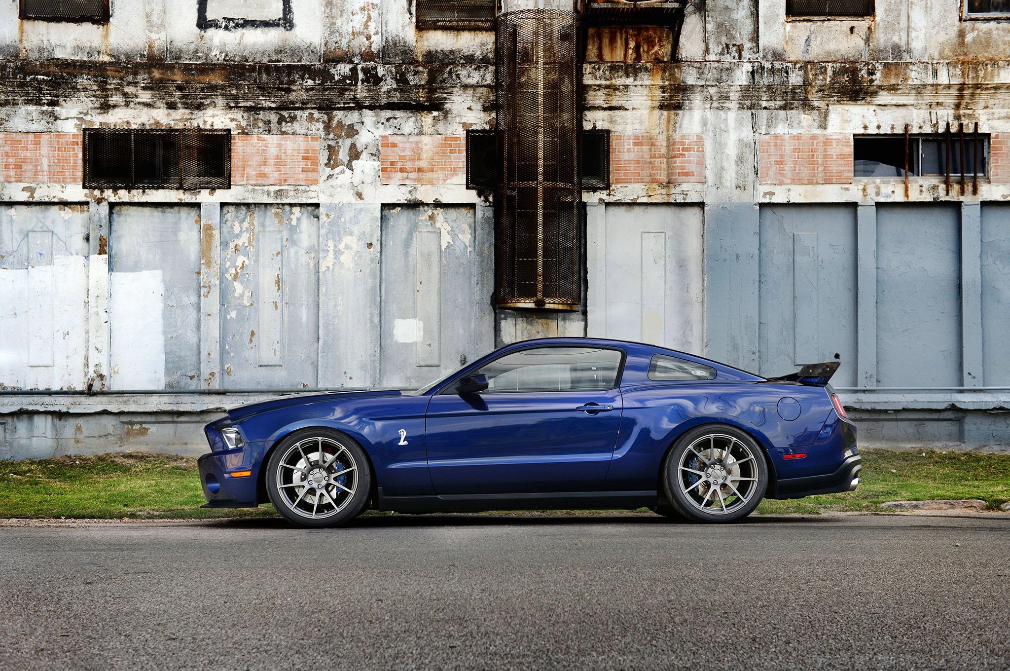 2011, Ford, Mustang, Cobra, Shelby, Gt500, Muscle, Supercar, Usa, 2048x1360 05 Wallpaper
