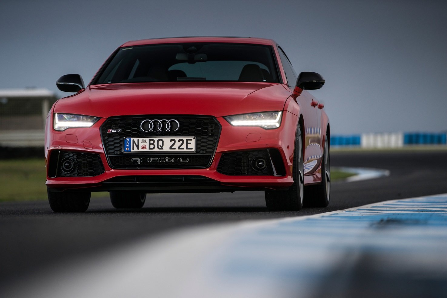 Audi rs6 Sportback. Audi rs6 и rs7. Audi rs6 Front. RS 6 avant и RS 7 Sportback Audi.