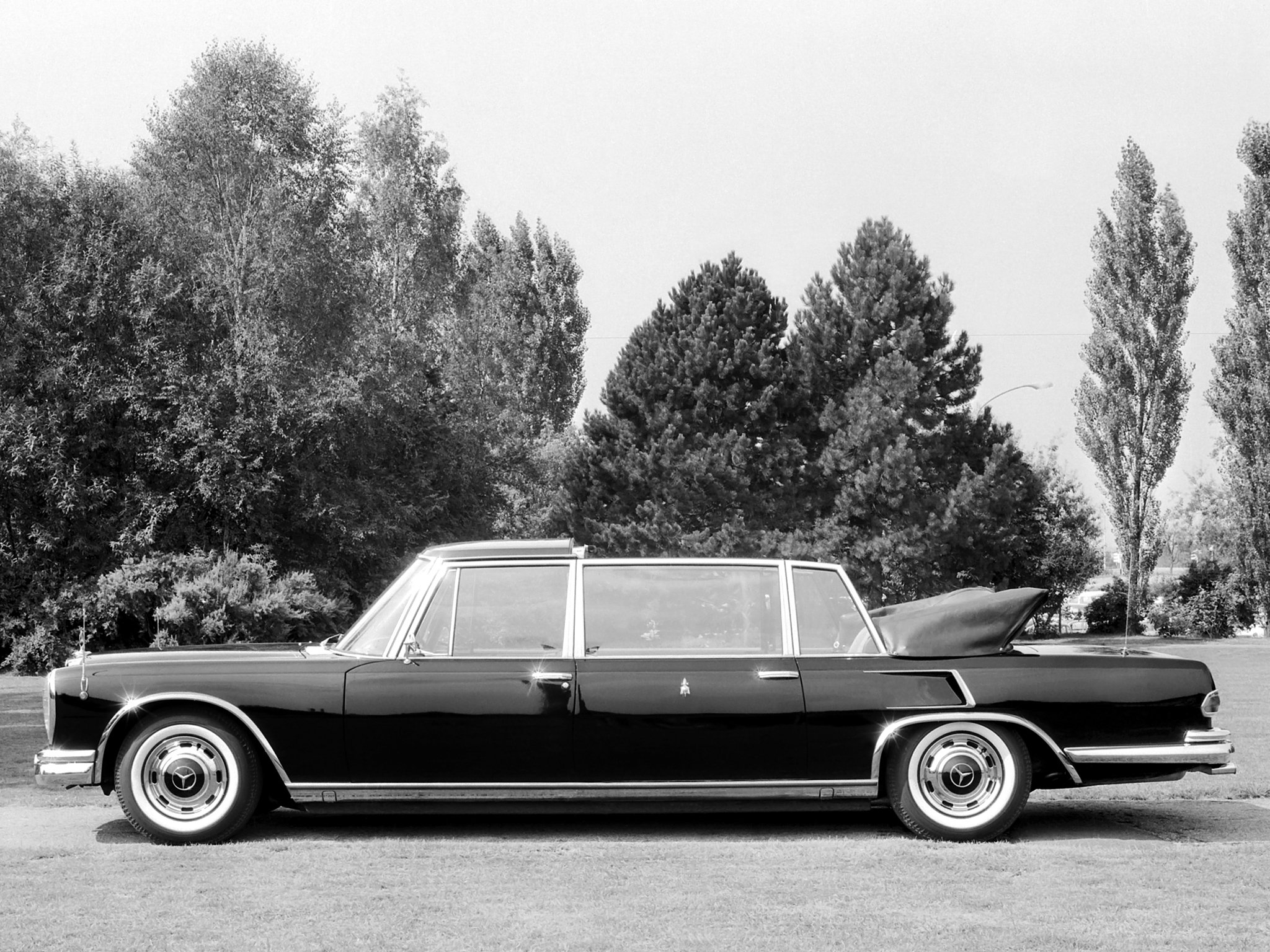 mercedes, Benz, 600, Pullman, Landaulet, Popemobile, Black, Classic, Cars, 1965 Wallpaper