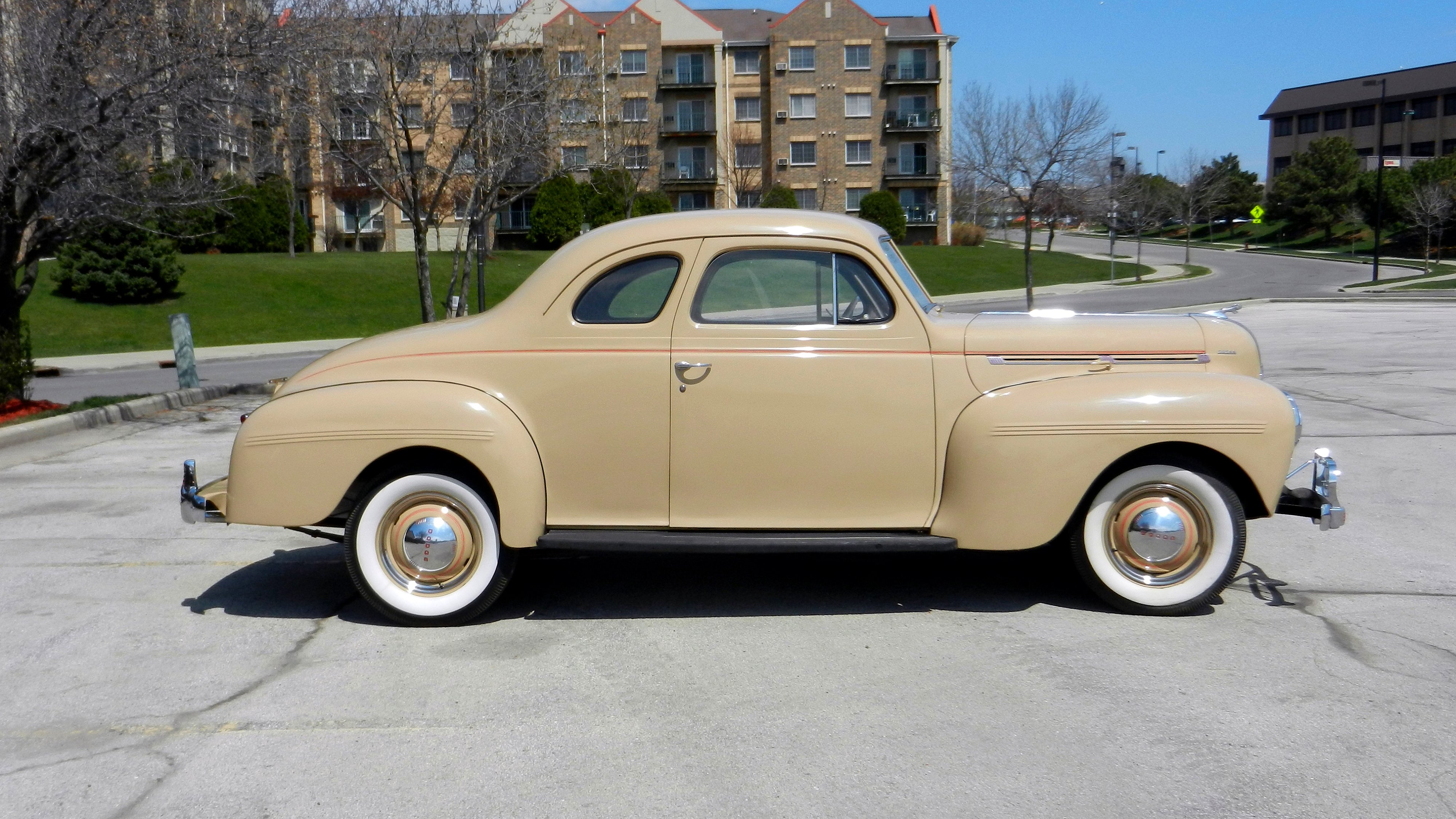 1940, Dodge, Luxury, Liner, De, Luxe, Coupe, Classic, Old, Retro, Vintage, Original, Usa,  02 Wallpaper