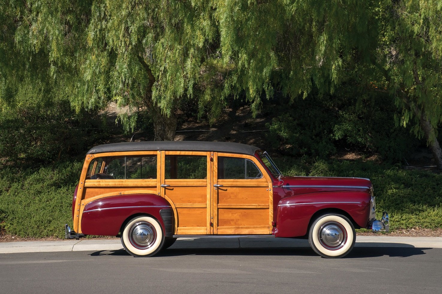1942, Ford, V8, Super, Deluxe, Station, Wagon, Cars, Classic, Wood Wallpaper