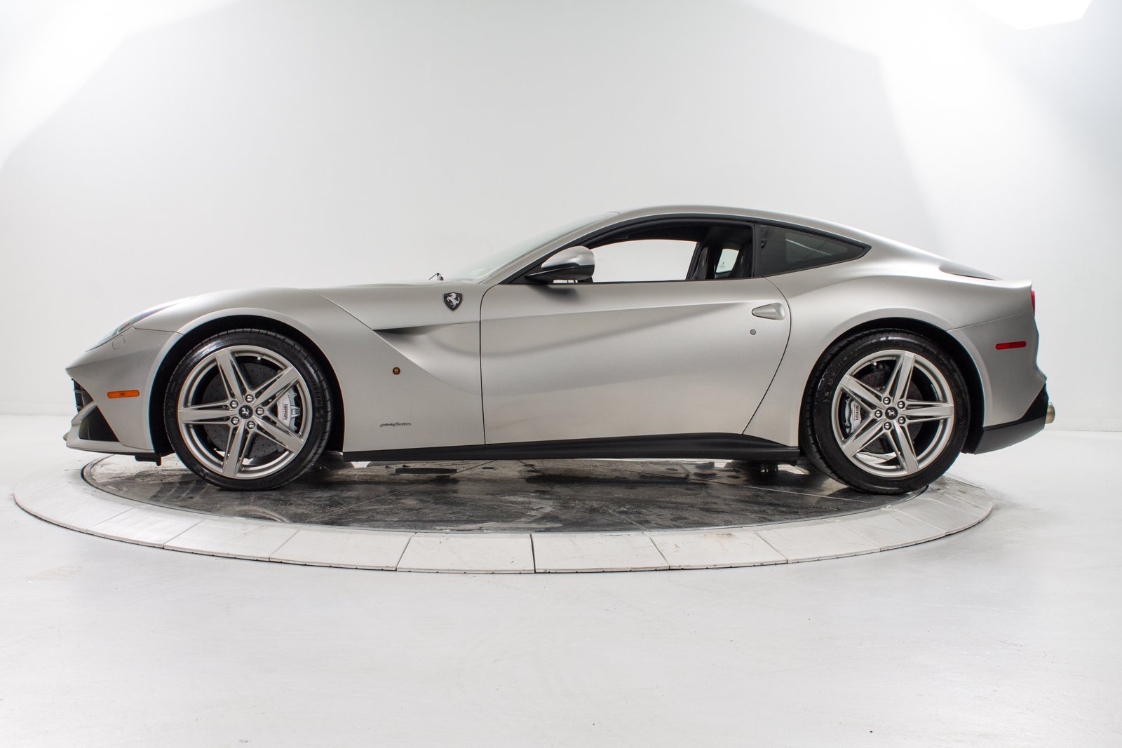 2014, Ferrari, F12, Berlinetta, Supercar Wallpaper