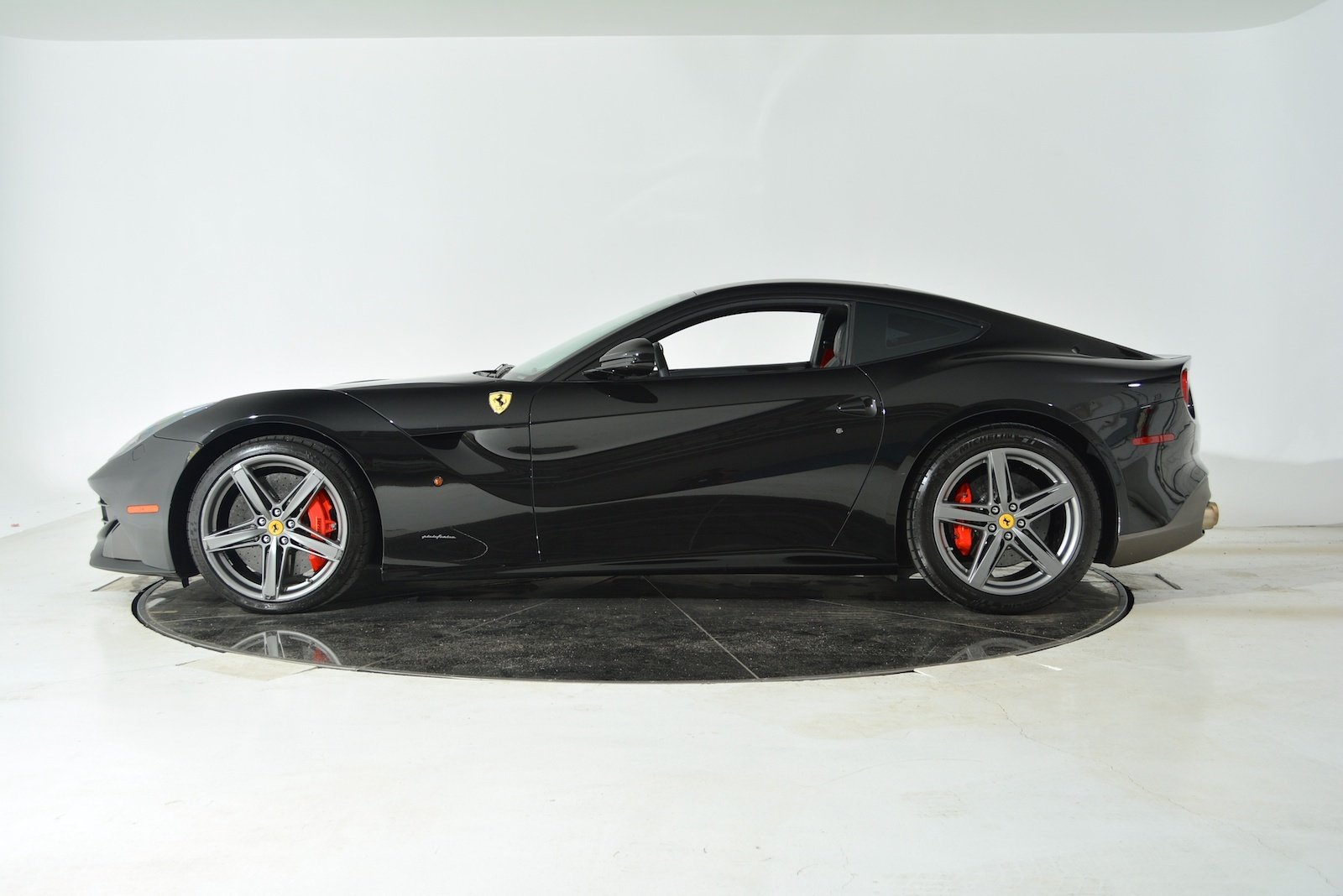 2014, Ferrari, F12, Berlinetta, Supercar Wallpaper