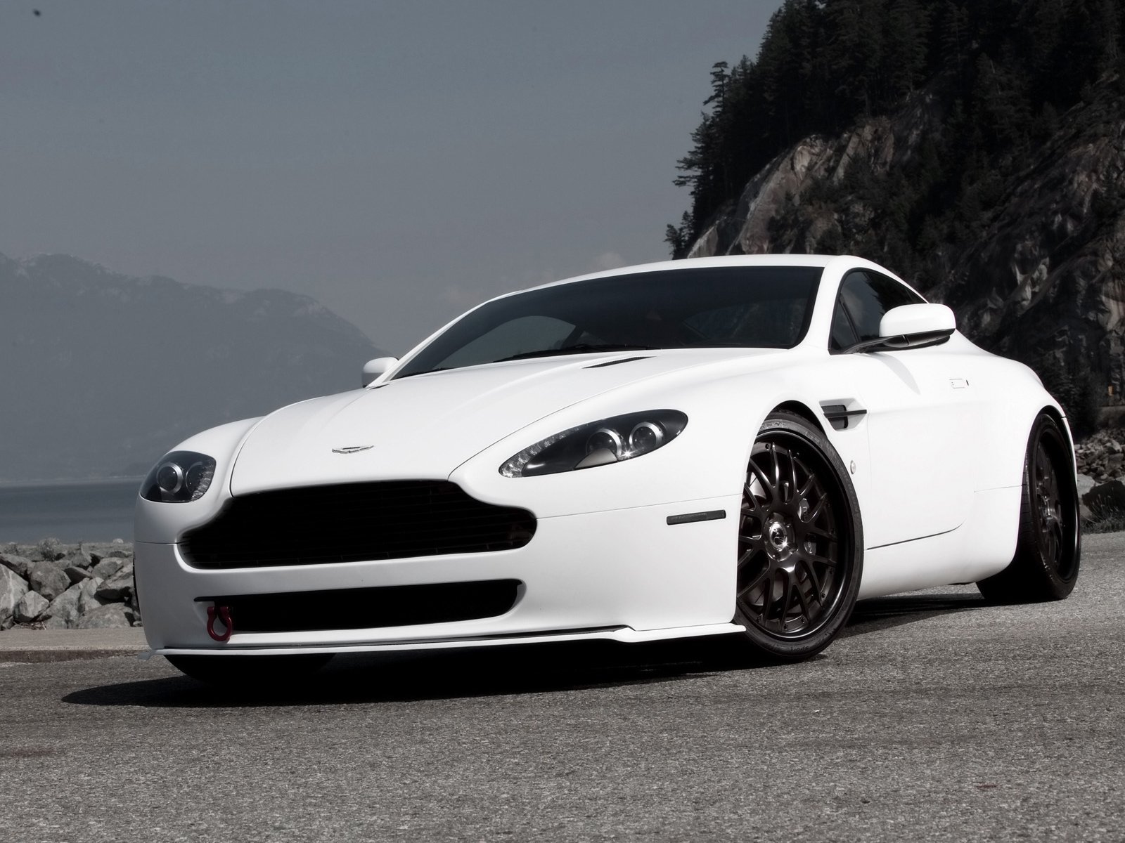 aston, Martin, V8, 2009 Wallpaper