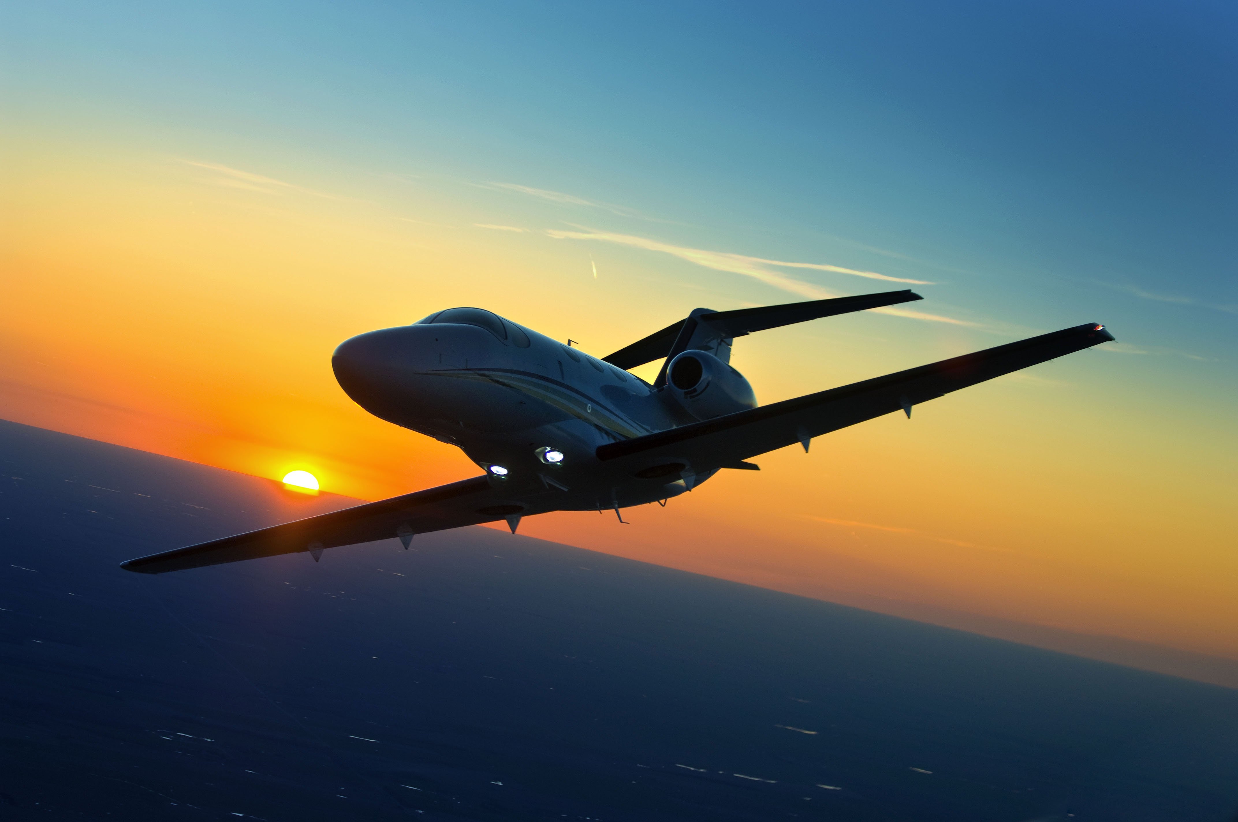 free Fly Transporter: Airplane Pilot