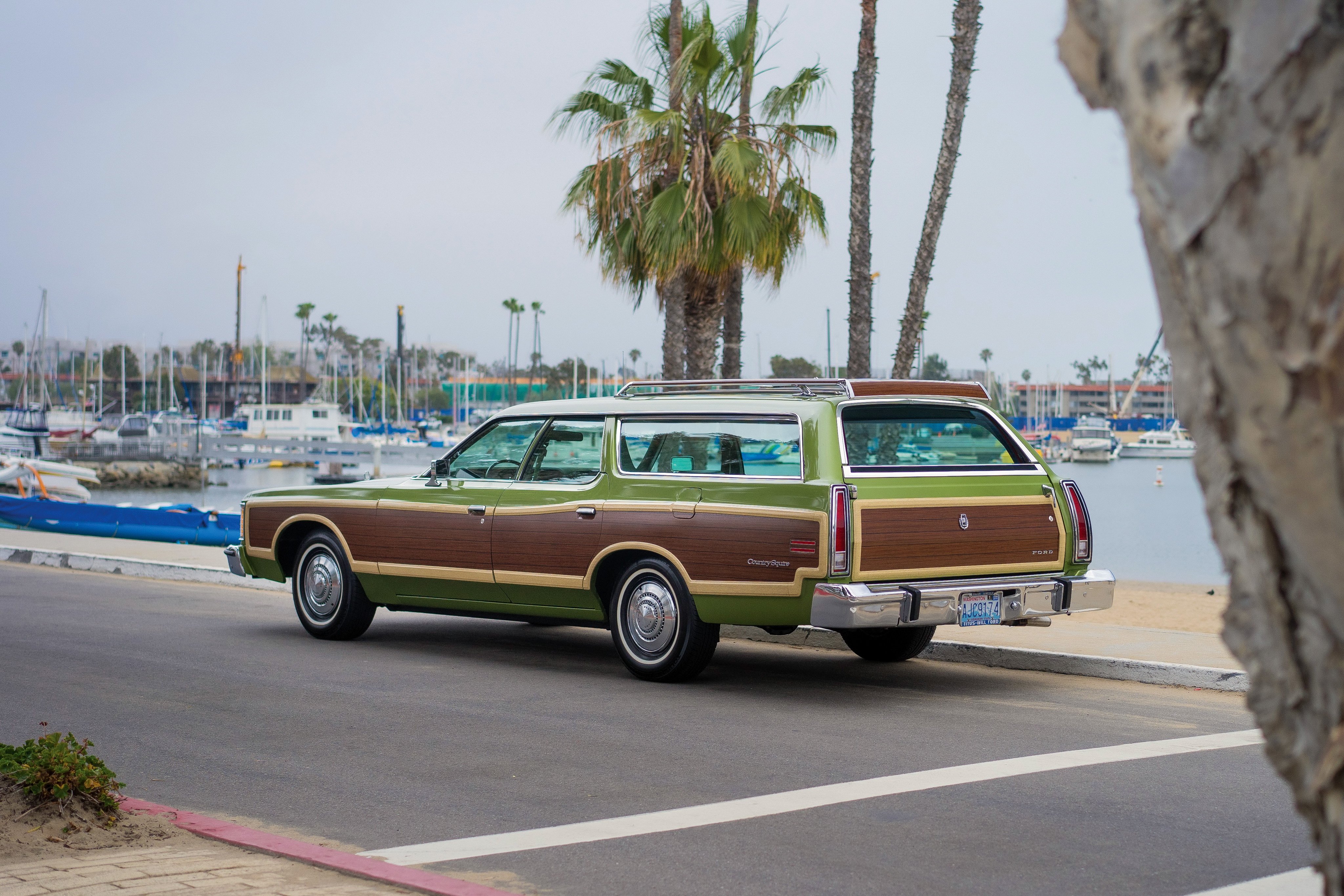 1974, Ford, Ltd, Country, Squire, Station, Wagon, Green, Cars, Classic Wallpaper