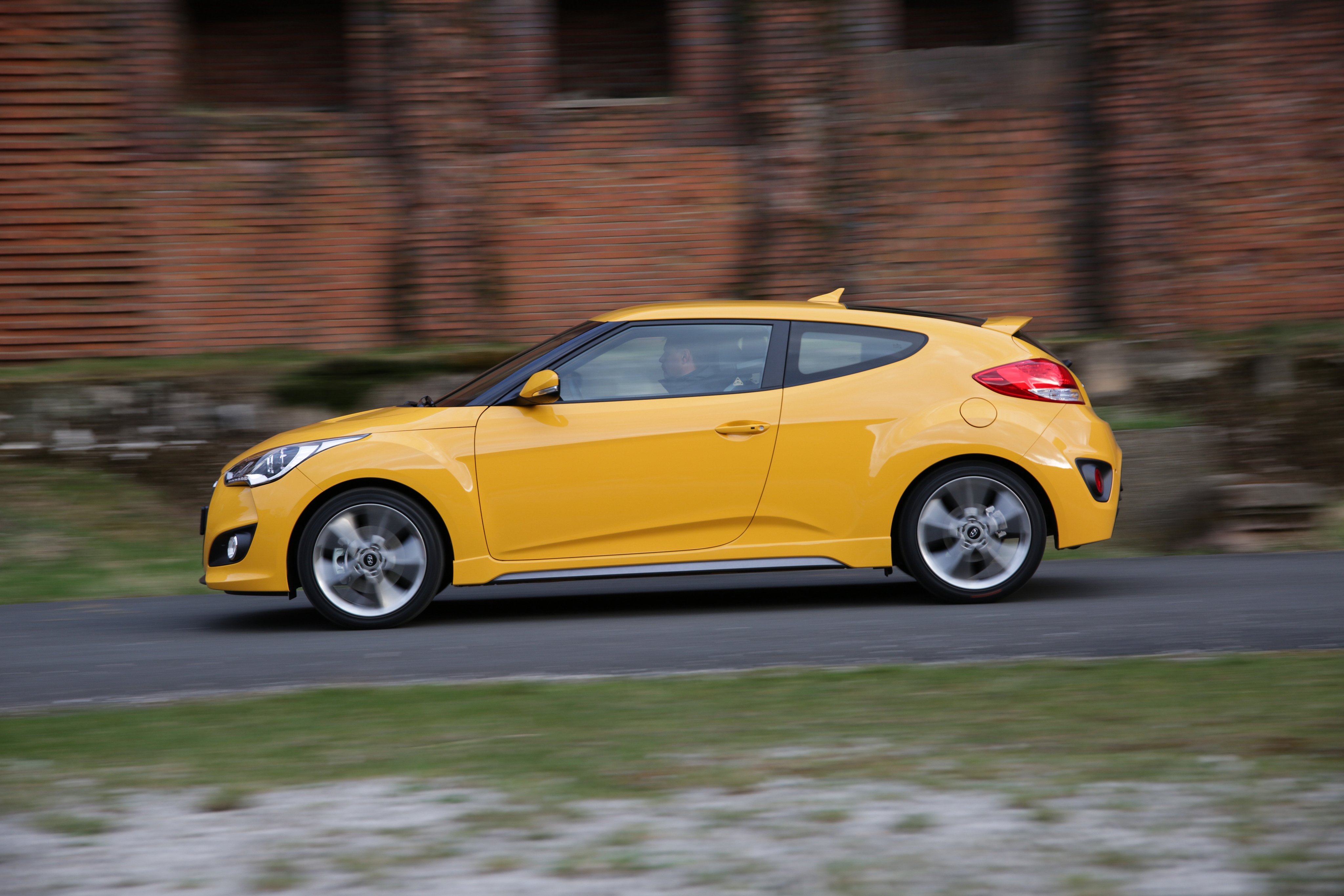 hyundai, Veloster, Turbo, Car, Coupe, Yellow, 2015 Wallpapers HD / Desktop  and Mobile Backgrounds