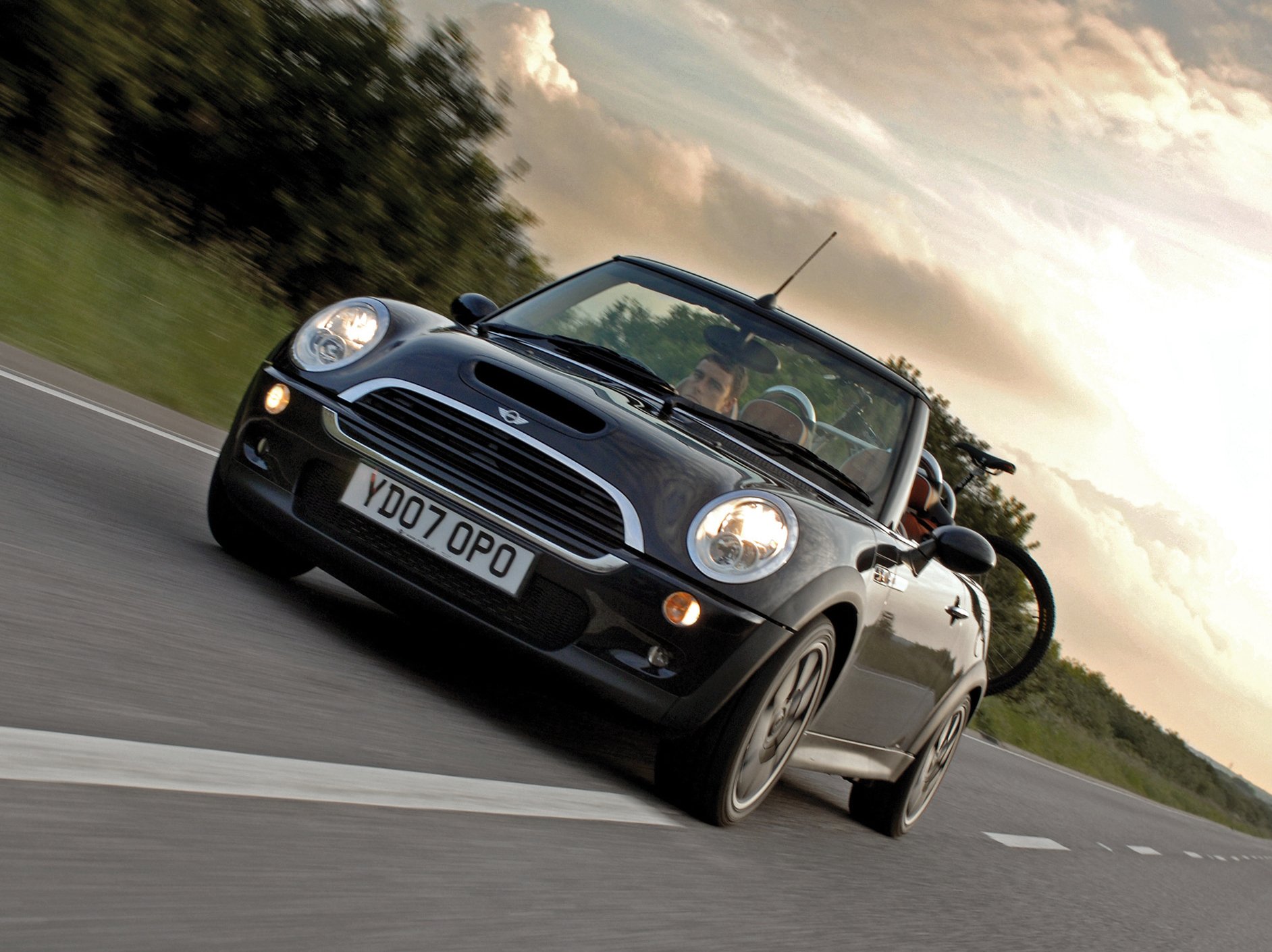 mini, Cooper s, Cabrio, Convertible, Sidewalk, Uk spec, Cars, 2007 Wallpaper