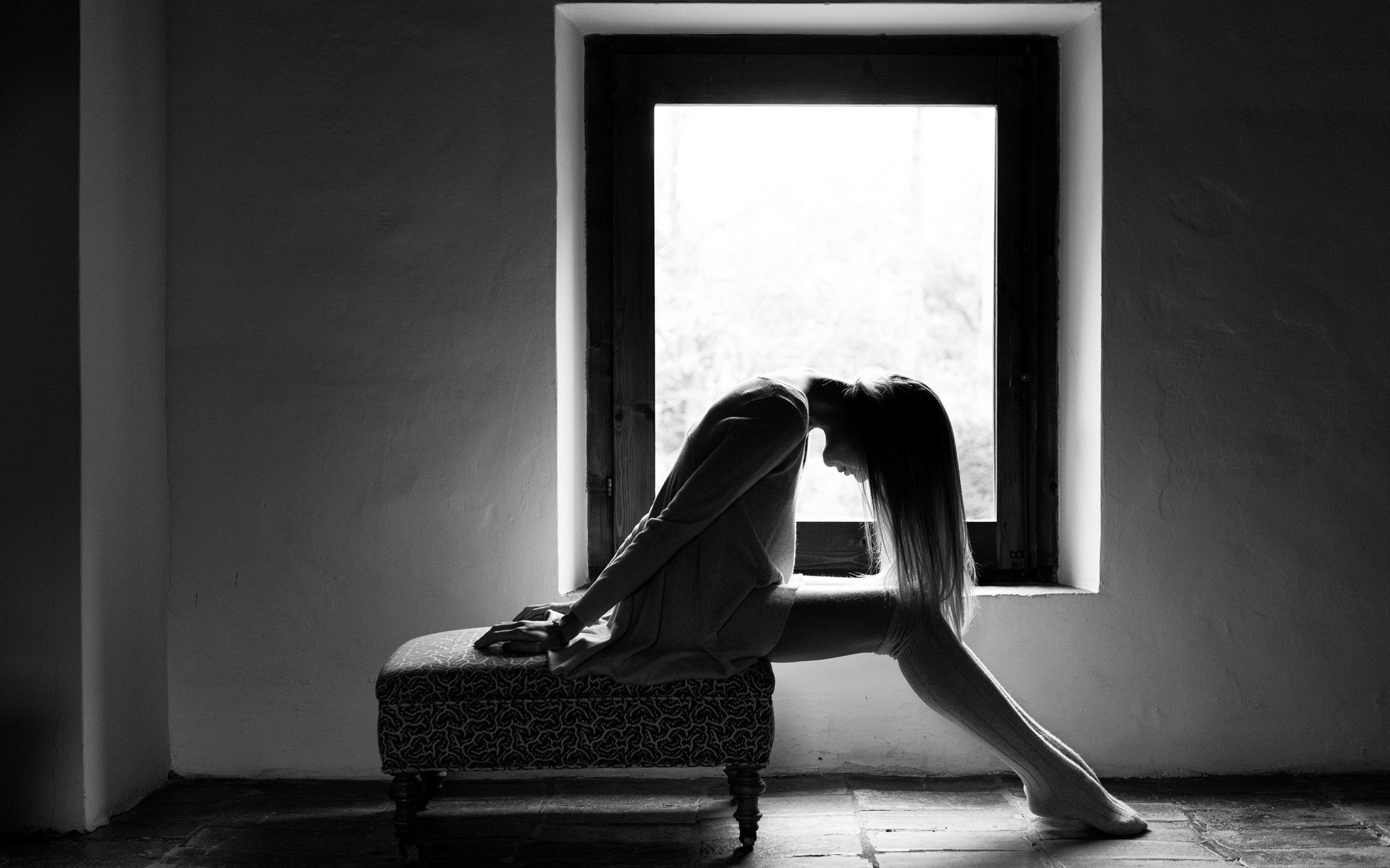 mood, Black, White, Monochrome, Women, Females, Girls, Blondes, Window, Model Wallpaper