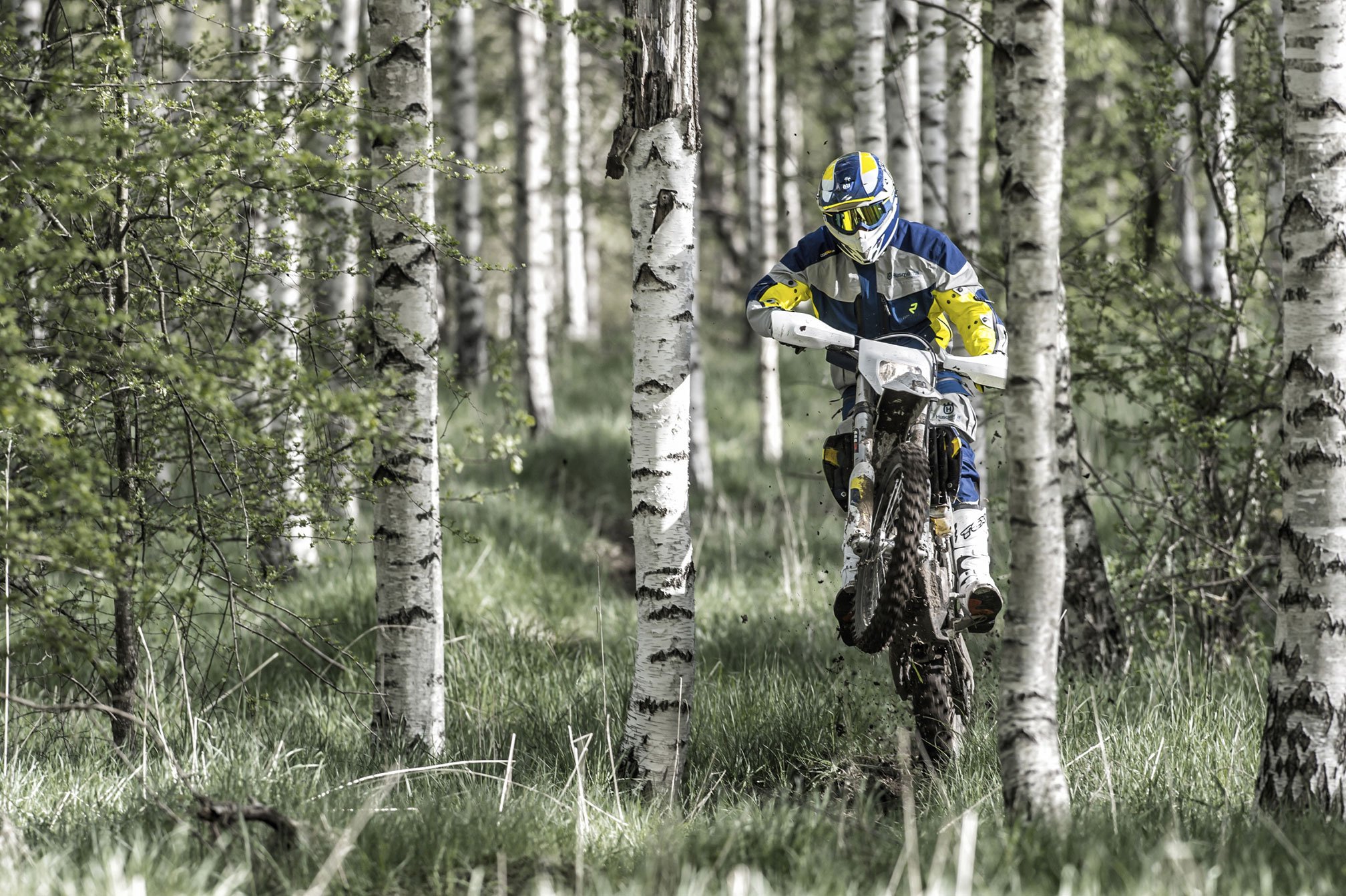 Мотоцикл эндуро Husqvarna обои