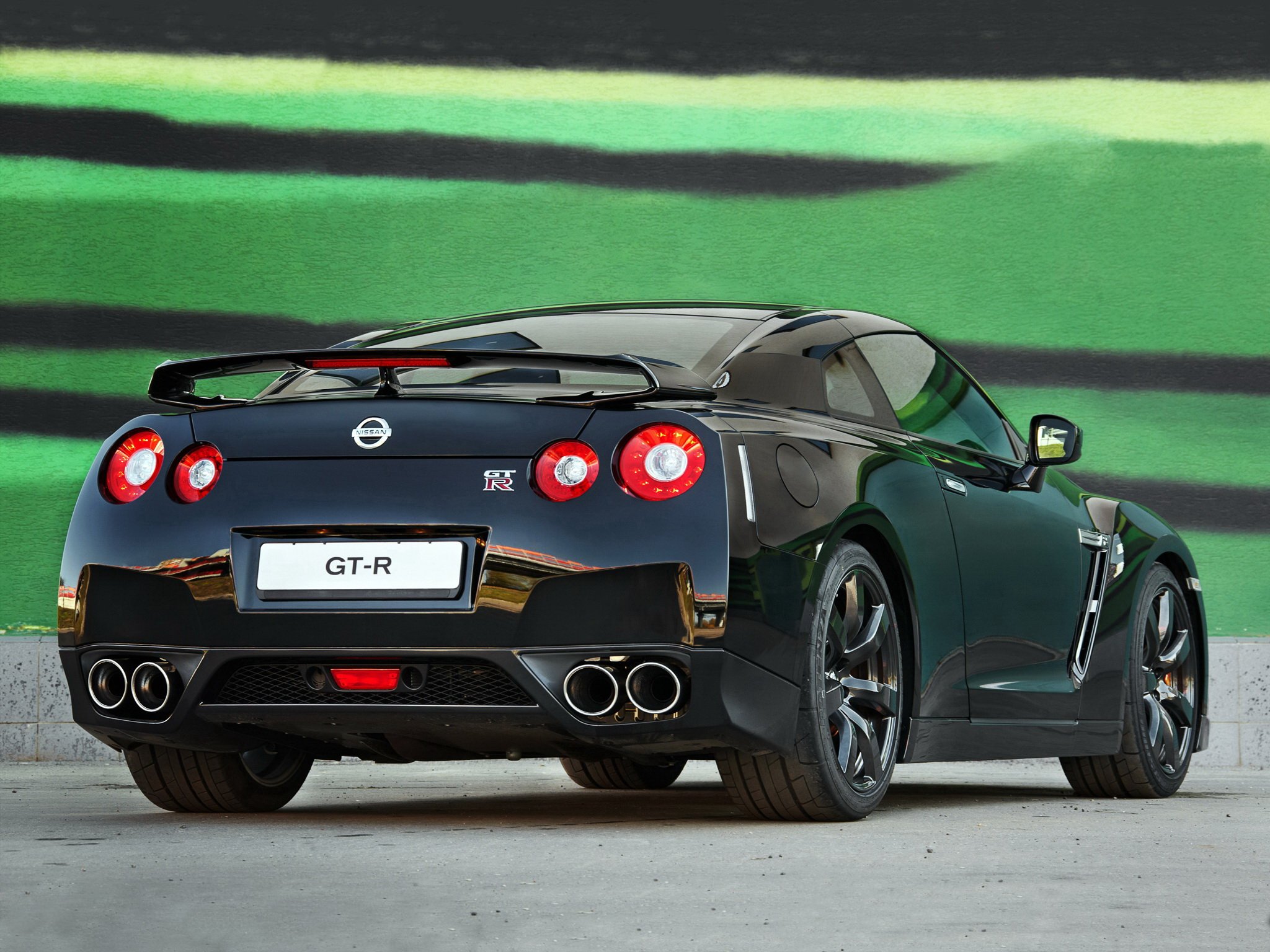 Nissan GTR Nismo Black