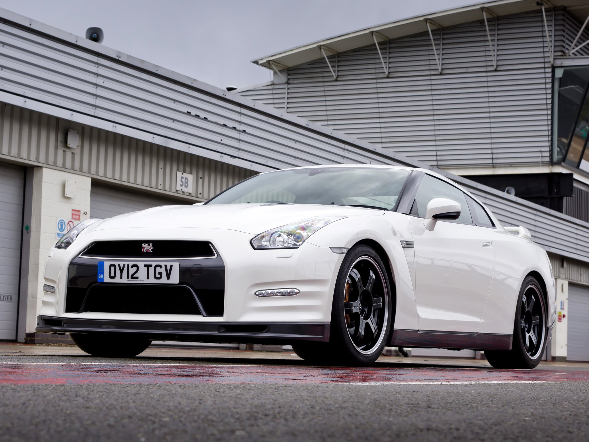 nissan, Gt r, Pure, Edition, For, Track, Pack, Uk spec, R35, Cars, Coupe, 2012 Wallpaper