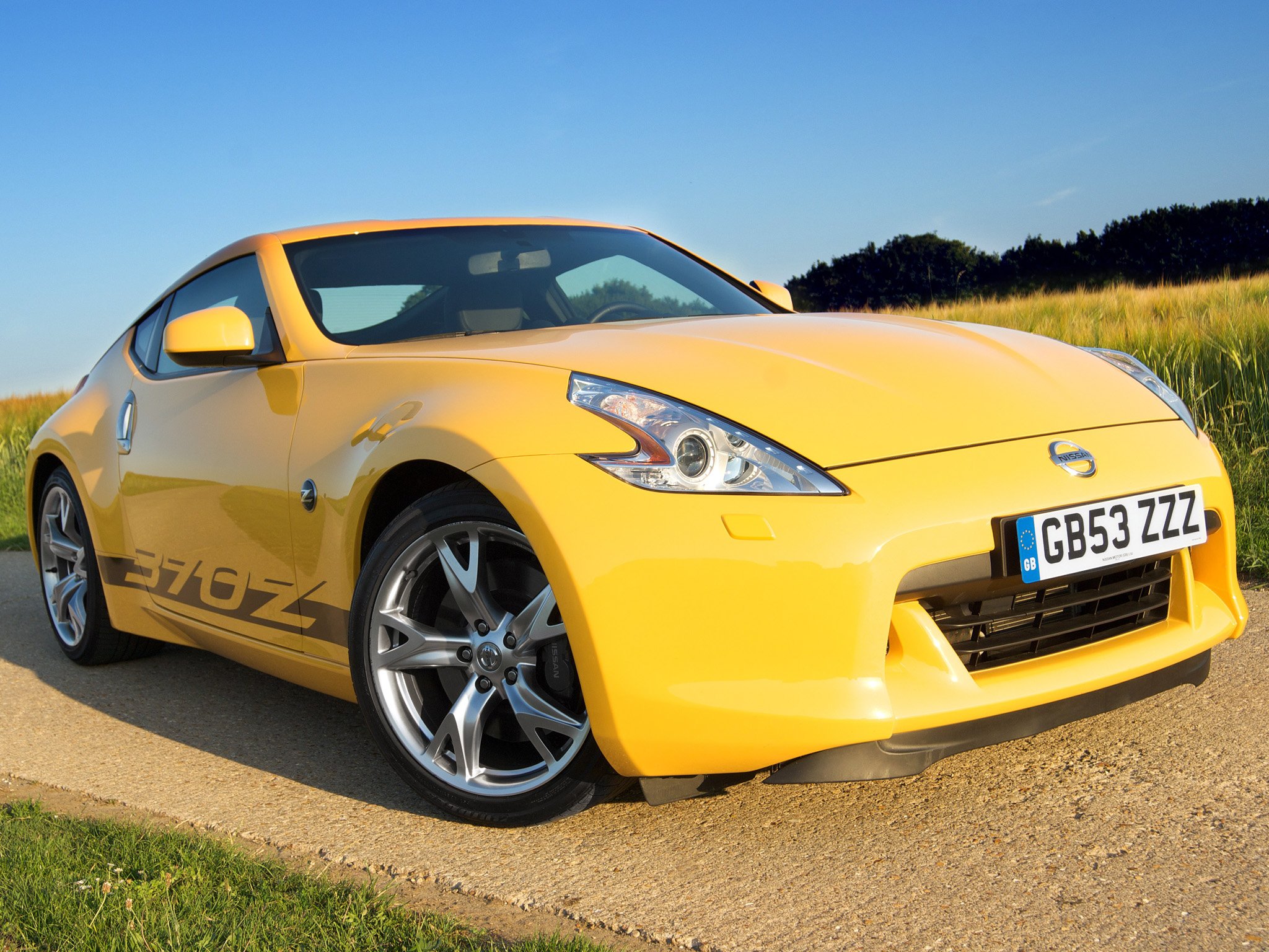 Nissan 370z Р¶РµР»С‚С‹Р№