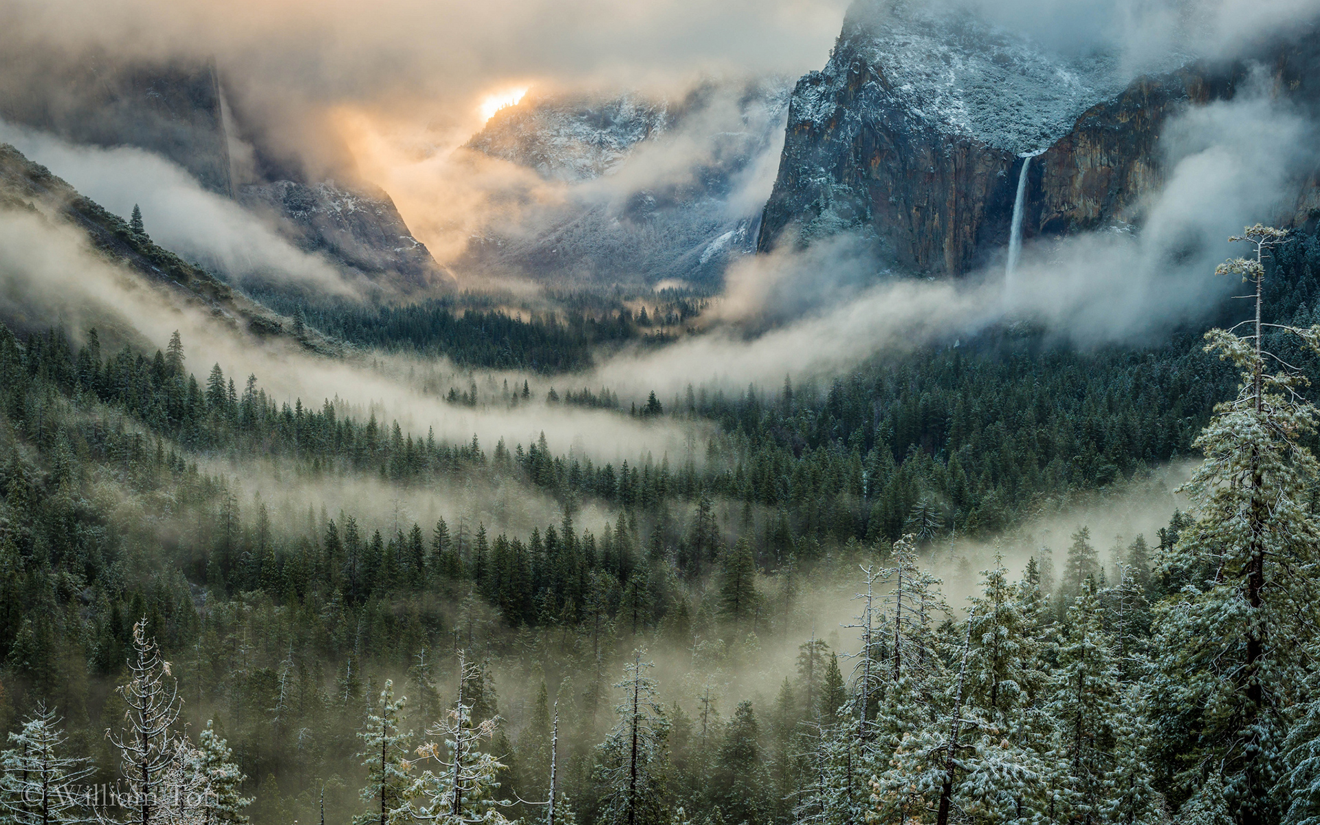 yosemite, Clouds, Fog, Mist, Valley, Trees, Forest, Landscape, Mountains, Waterfall, Winter Wallpaper