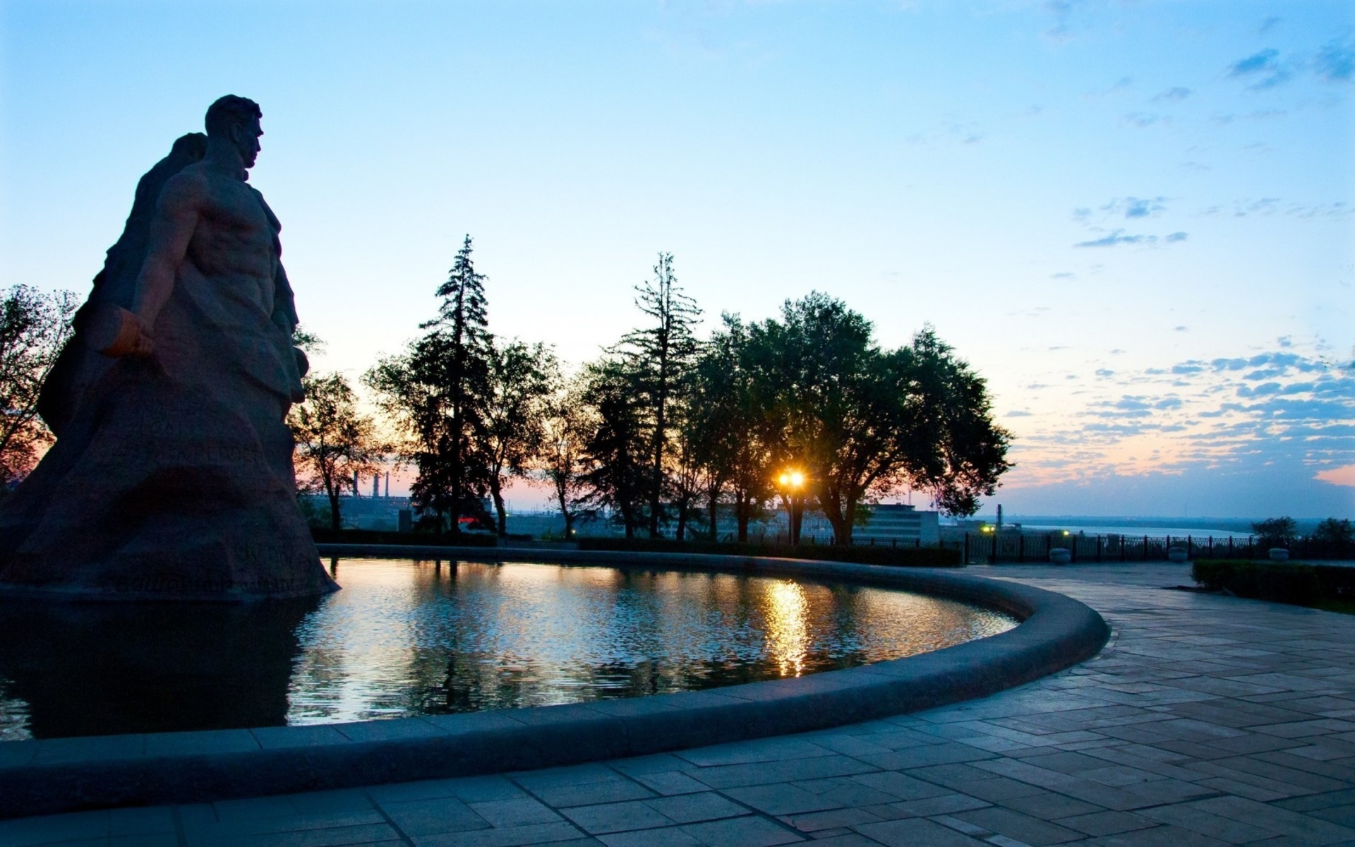 dawn, Mamaev, Kurgan, Volgograd Wallpaper
