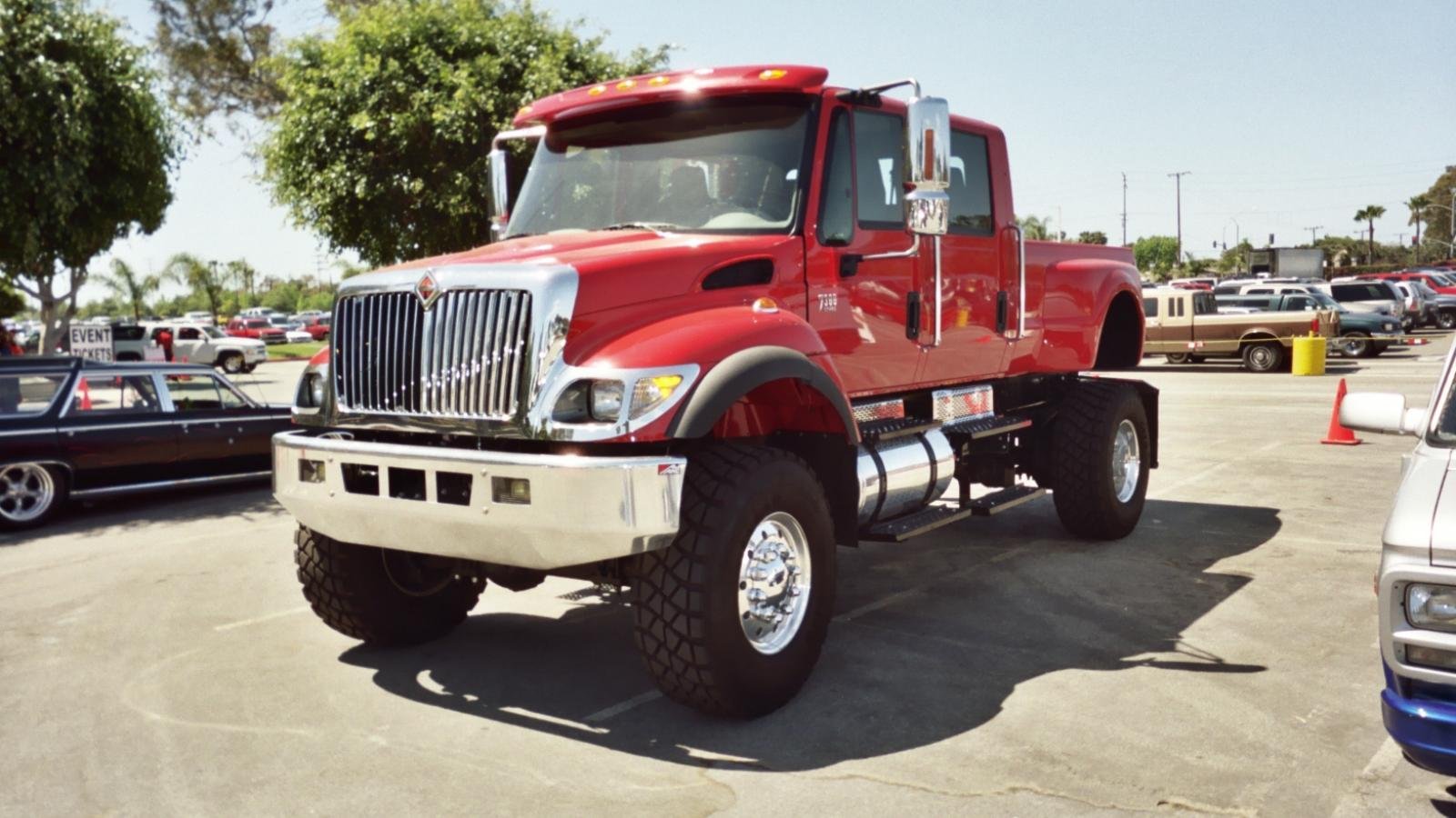 Пикап интернешнл. International Harvester пикап. International Truck пикап. Навистар Интернэшнл мxt пикап. Интернешнл 7500 пикап.