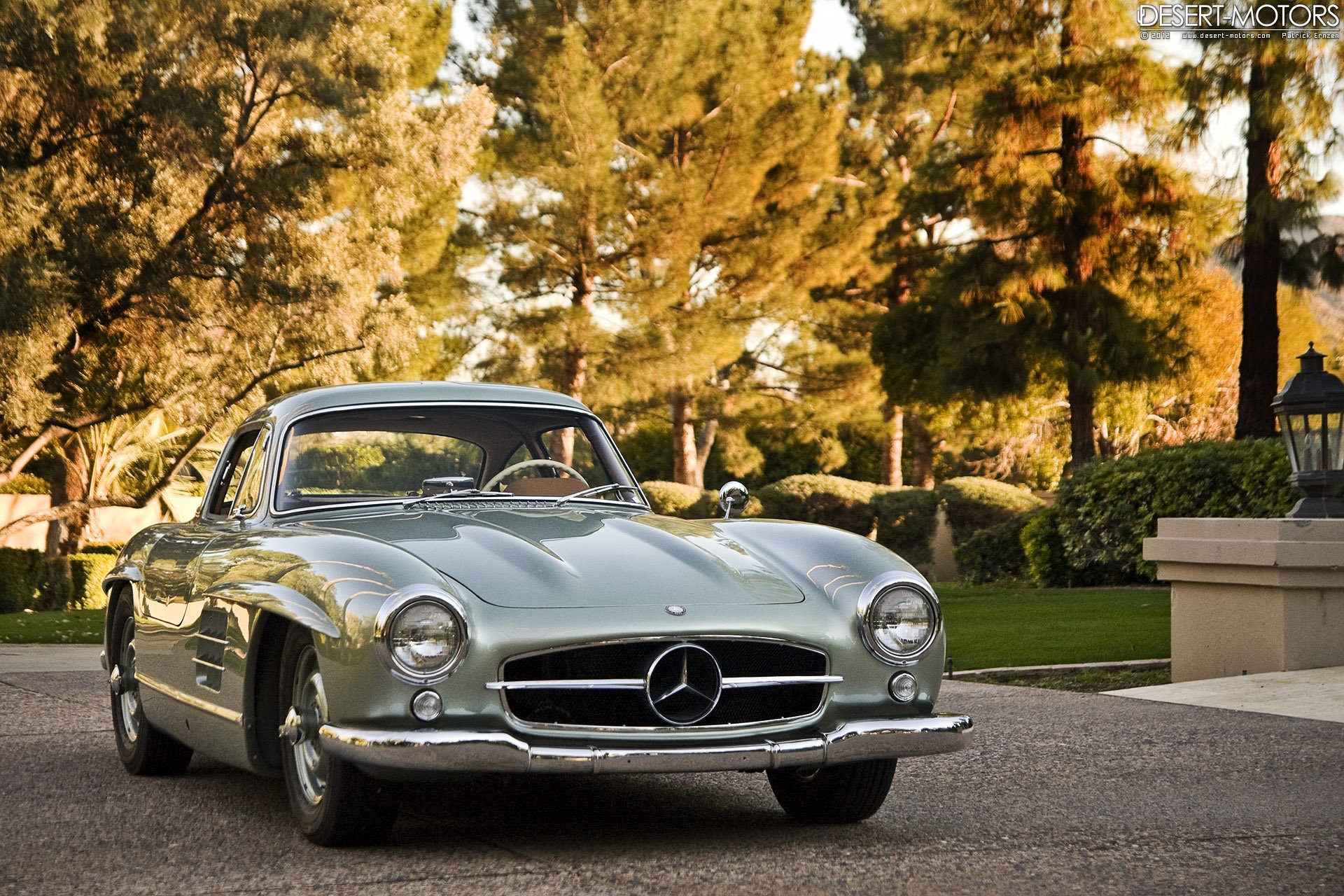 Mercedes Benz 300sl HD White